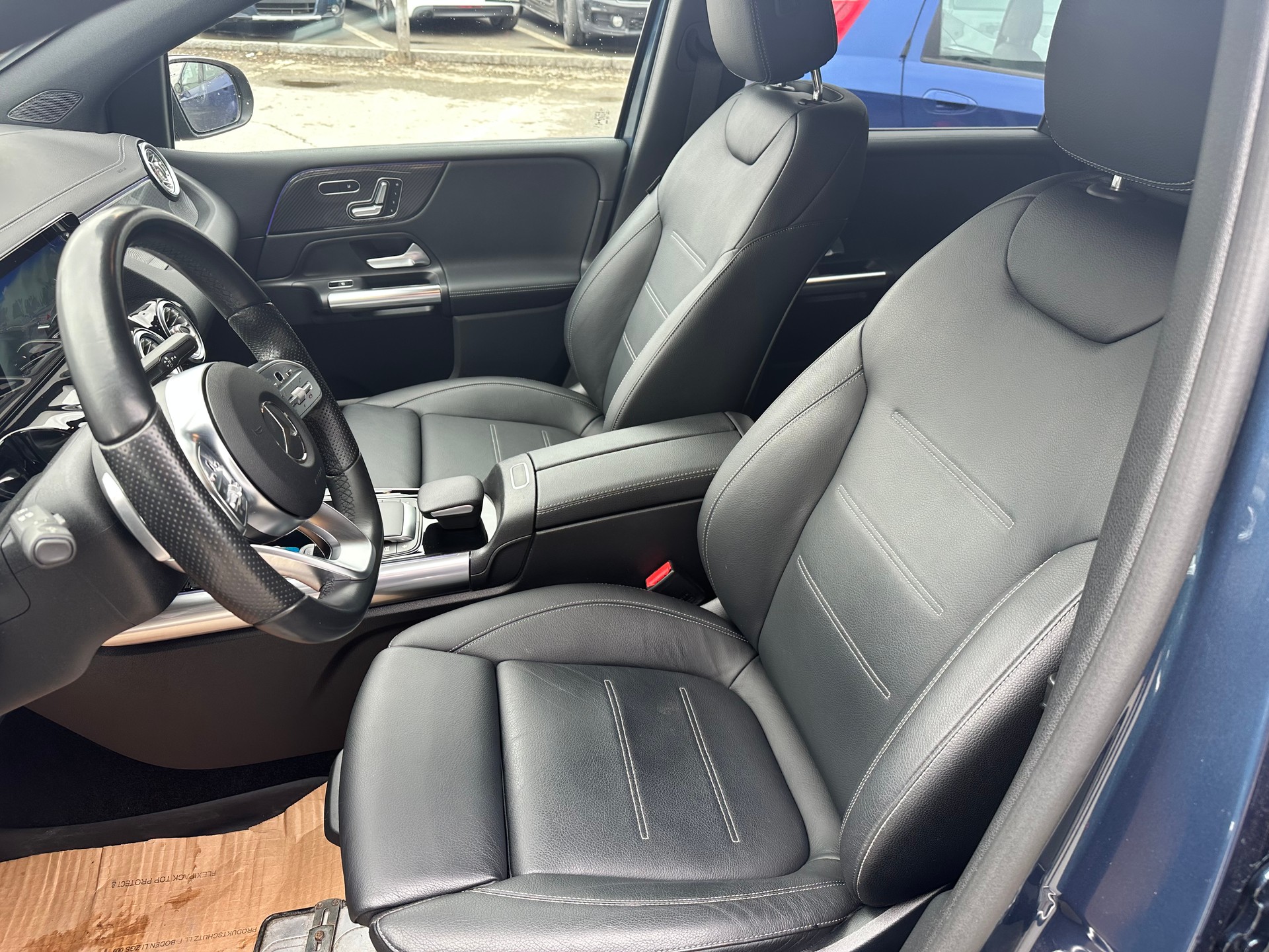 MERCEDES-BENZ B 250 AMG Line 4matic-image-10
