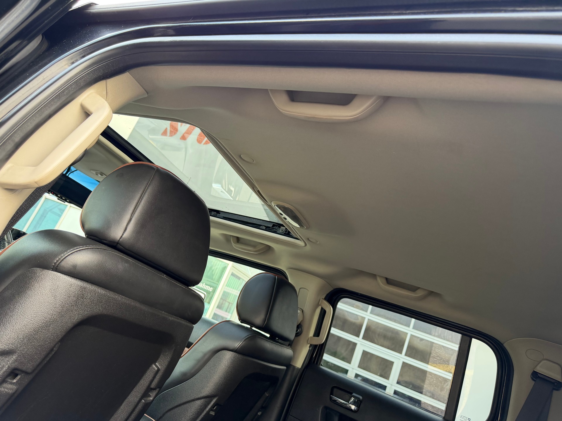 HUMMER H3 3.5 Luxury-image-9