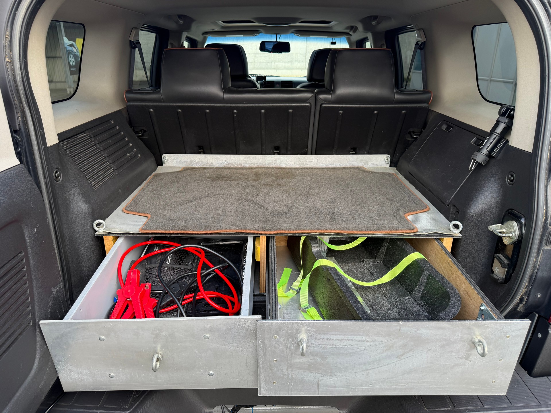 HUMMER H3 3.5 Luxury-image-12