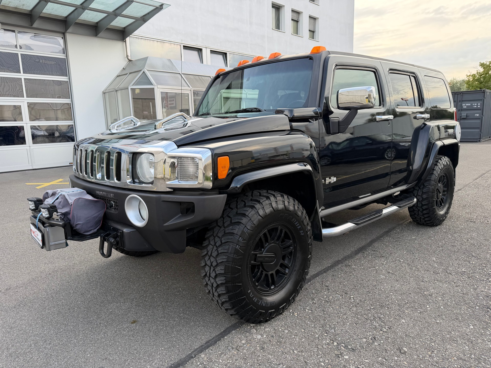 HUMMER H3 3.5 Luxury-image-1