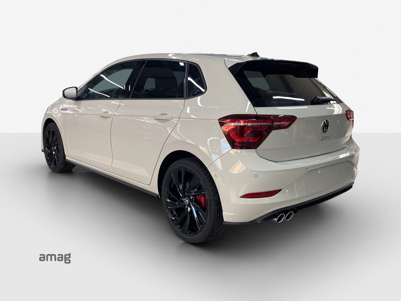 VW Polo 2.0 TSI GTI DSG-image-2