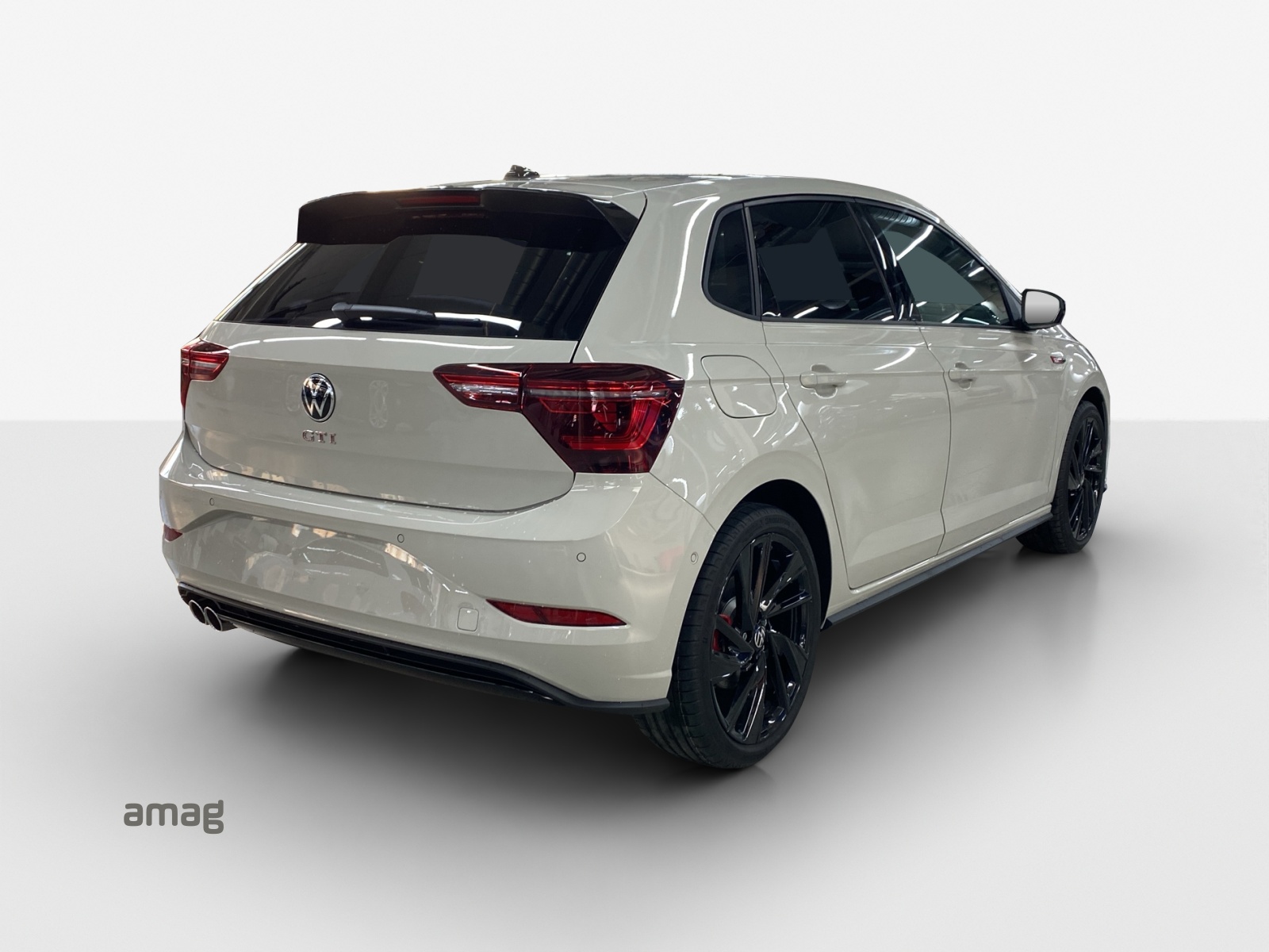 VW Polo 2.0 TSI GTI DSG-image-4