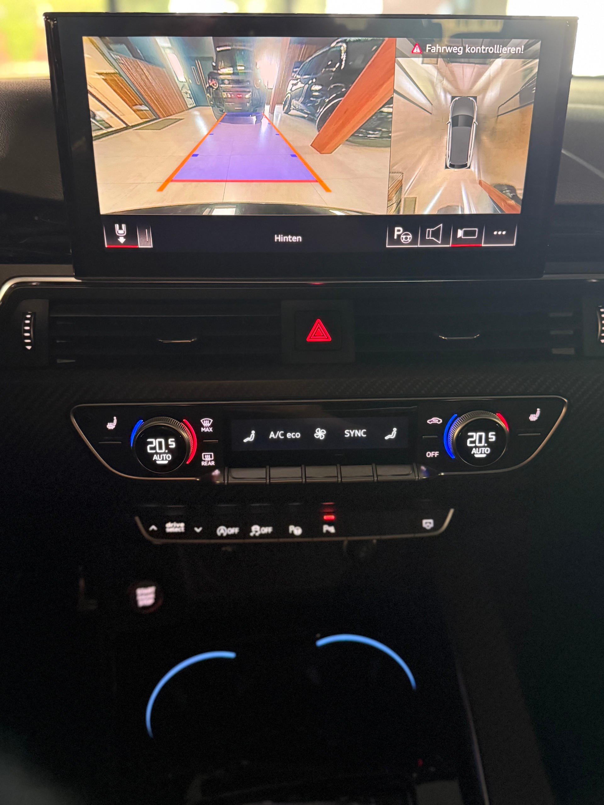 AUDI RS4 Avant quattro tiptronic-image-14