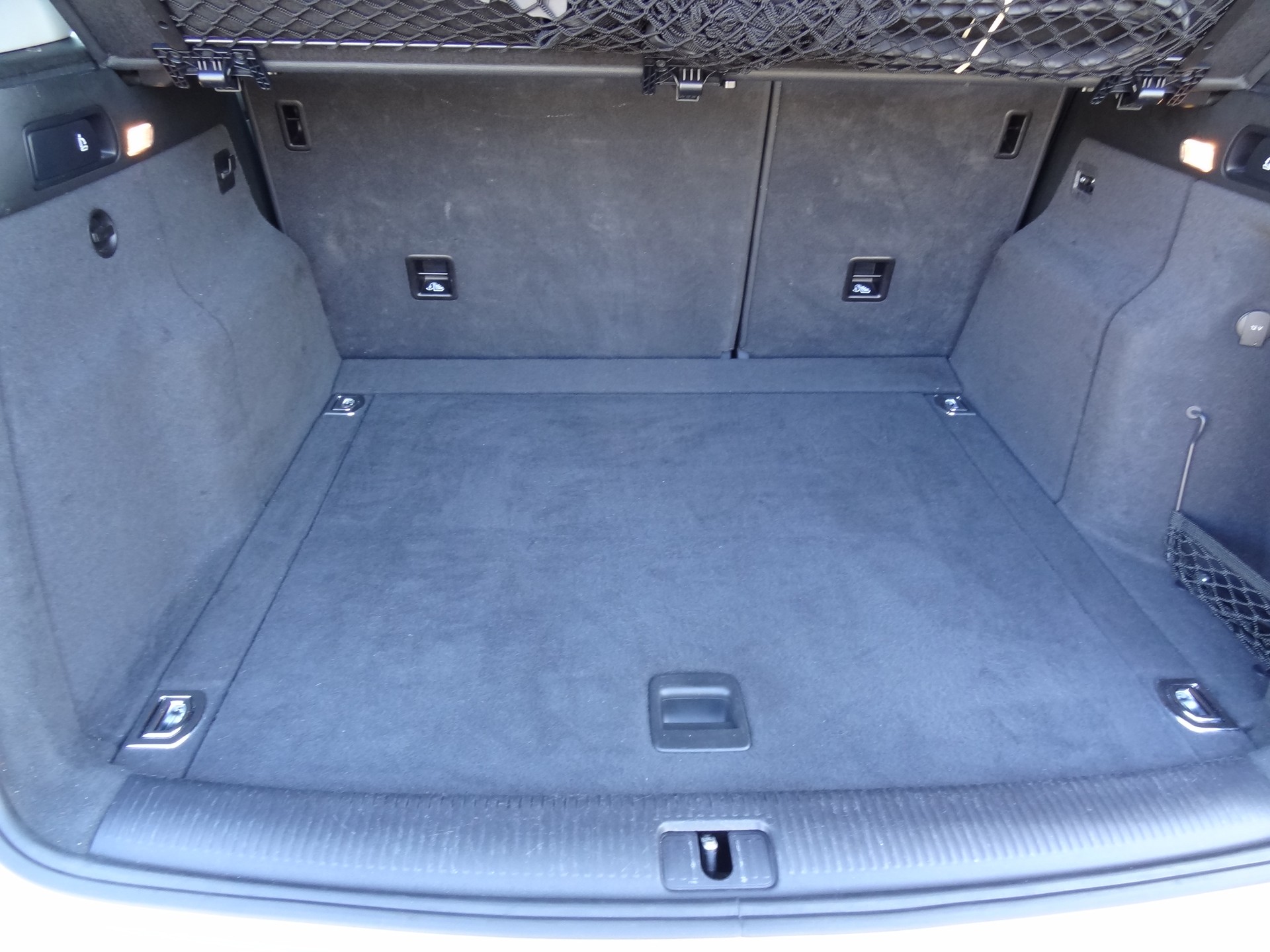 AUDI Q5 2.0 TDI S-tronic-image-9