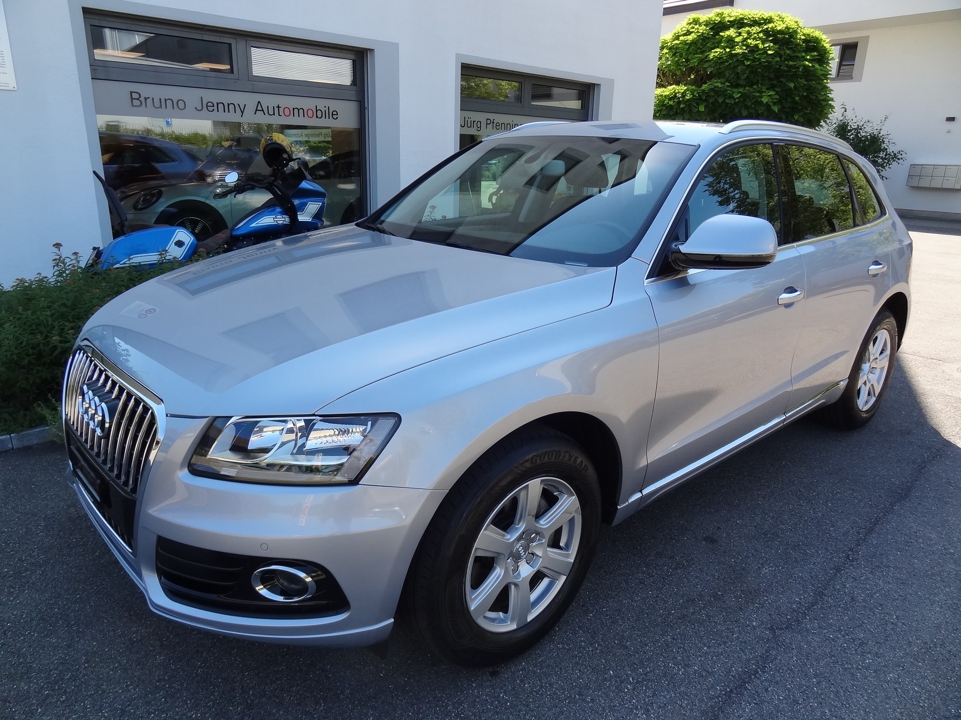 AUDI Q5 2.0 TDI S-tronic