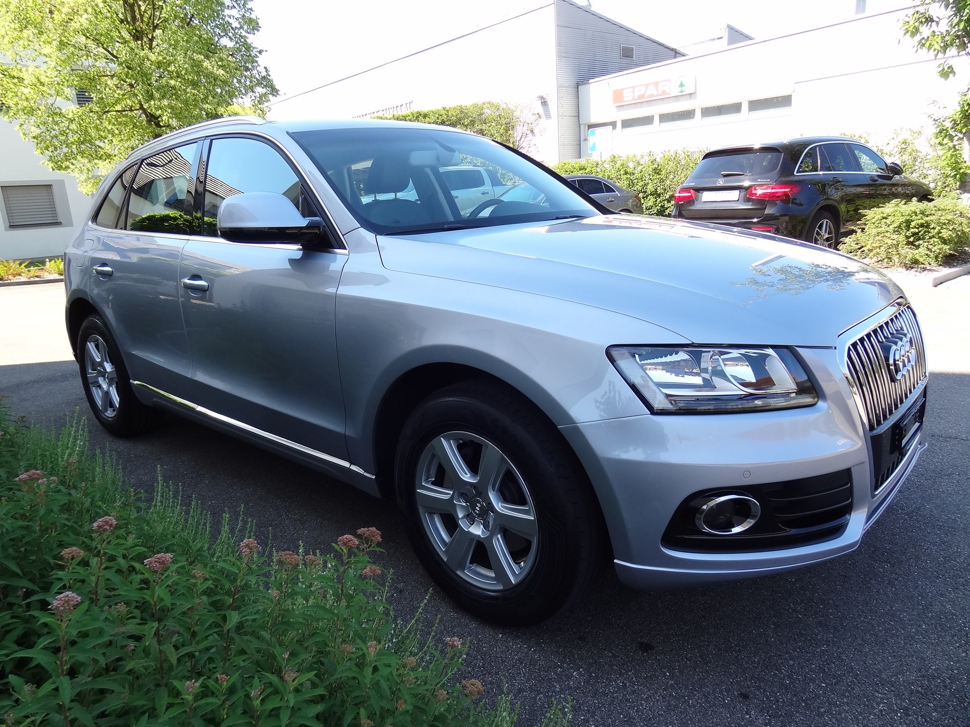 AUDI Q5 2.0 TDI S-tronic-image-4