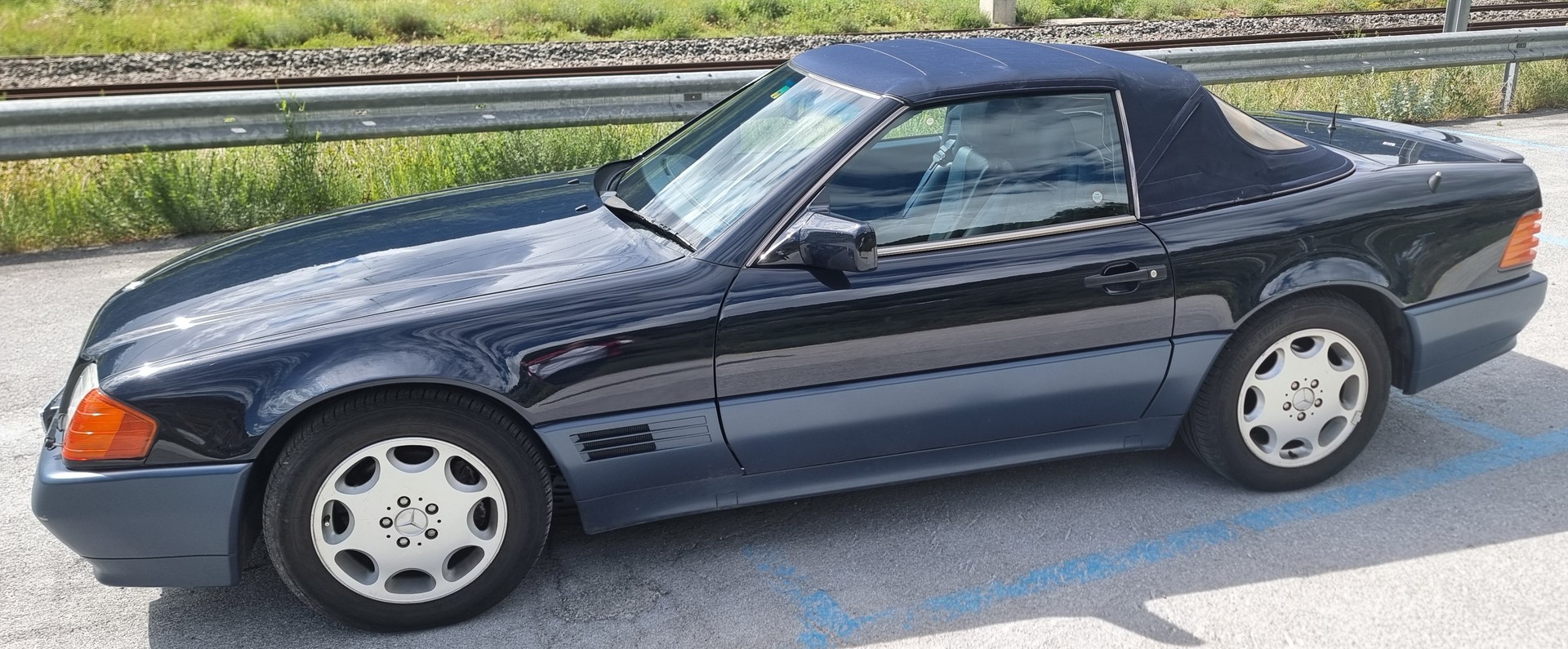 MERCEDES-BENZ 300 SL-24-image-0