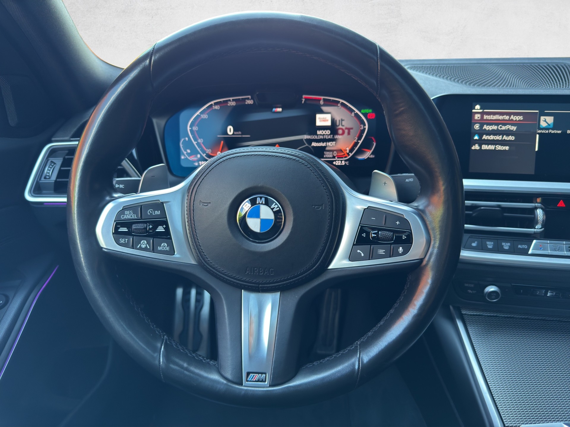 BMW 330i xDrive Steptronic M Sport-image-11