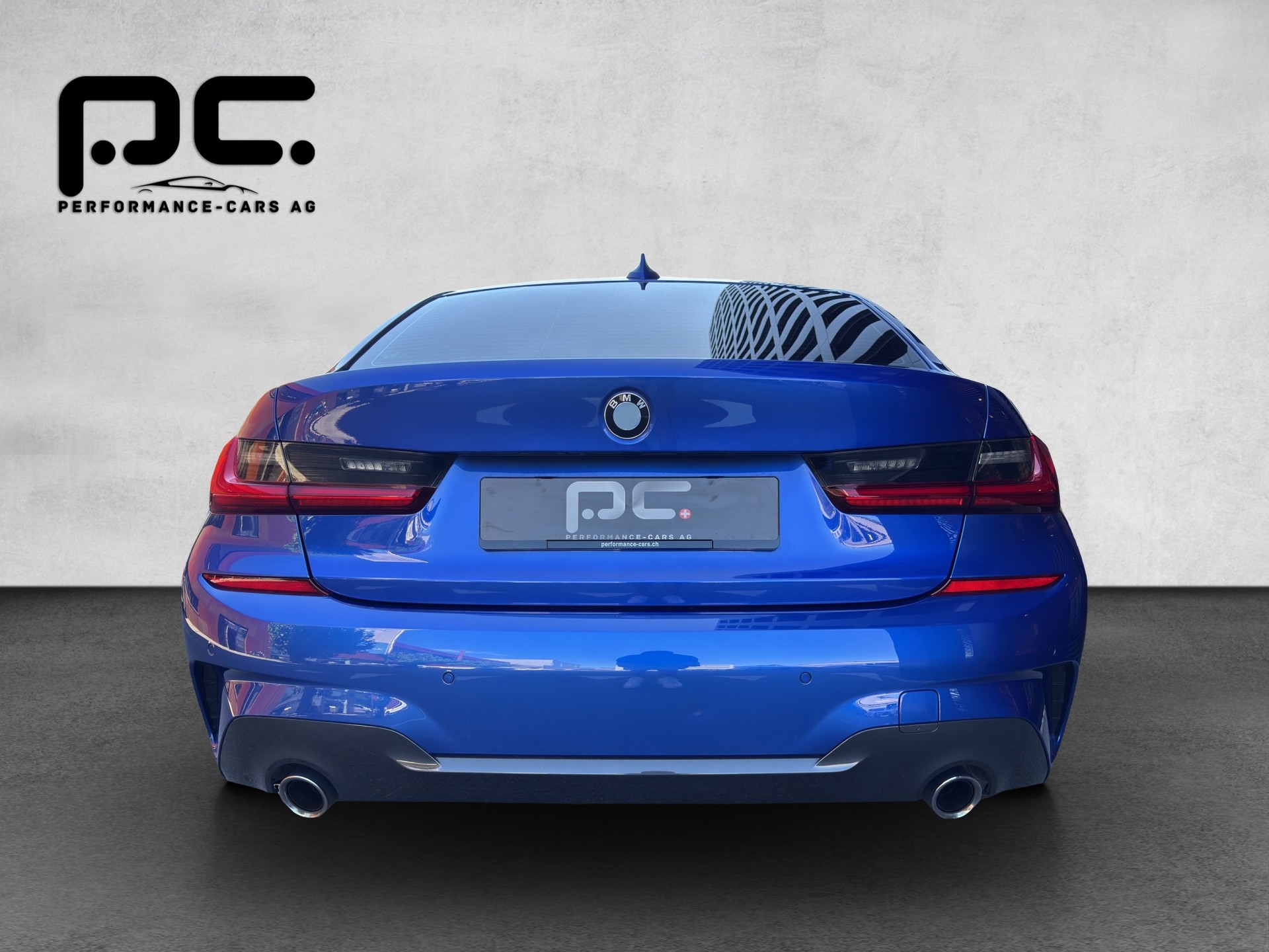 BMW 330i xDrive Steptronic M Sport-image-3