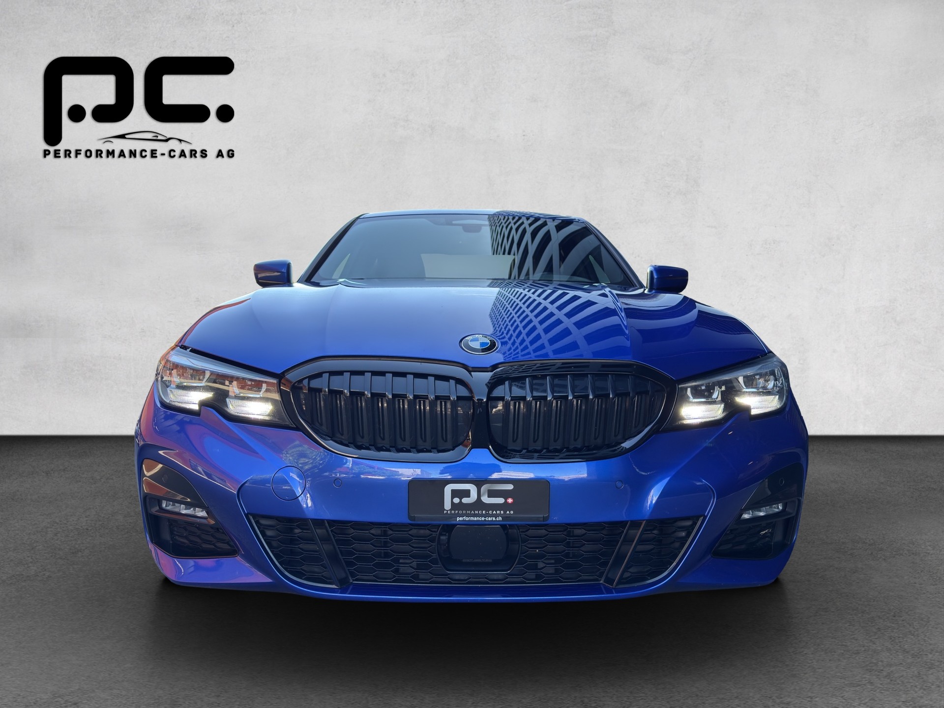 BMW 330i xDrive Steptronic M Sport-image-1