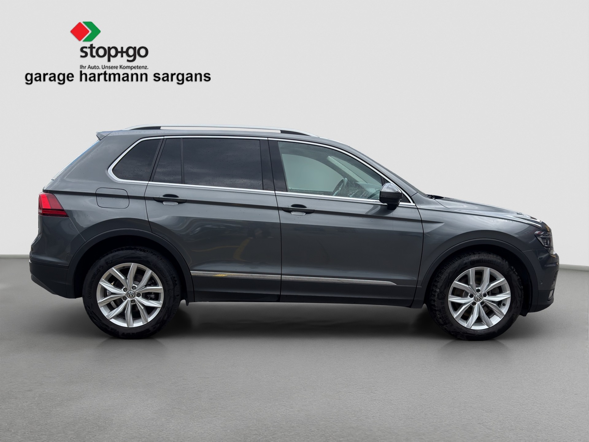 VW Tiguan 2.0TSI Comfortline 4Motion DSG-image-5