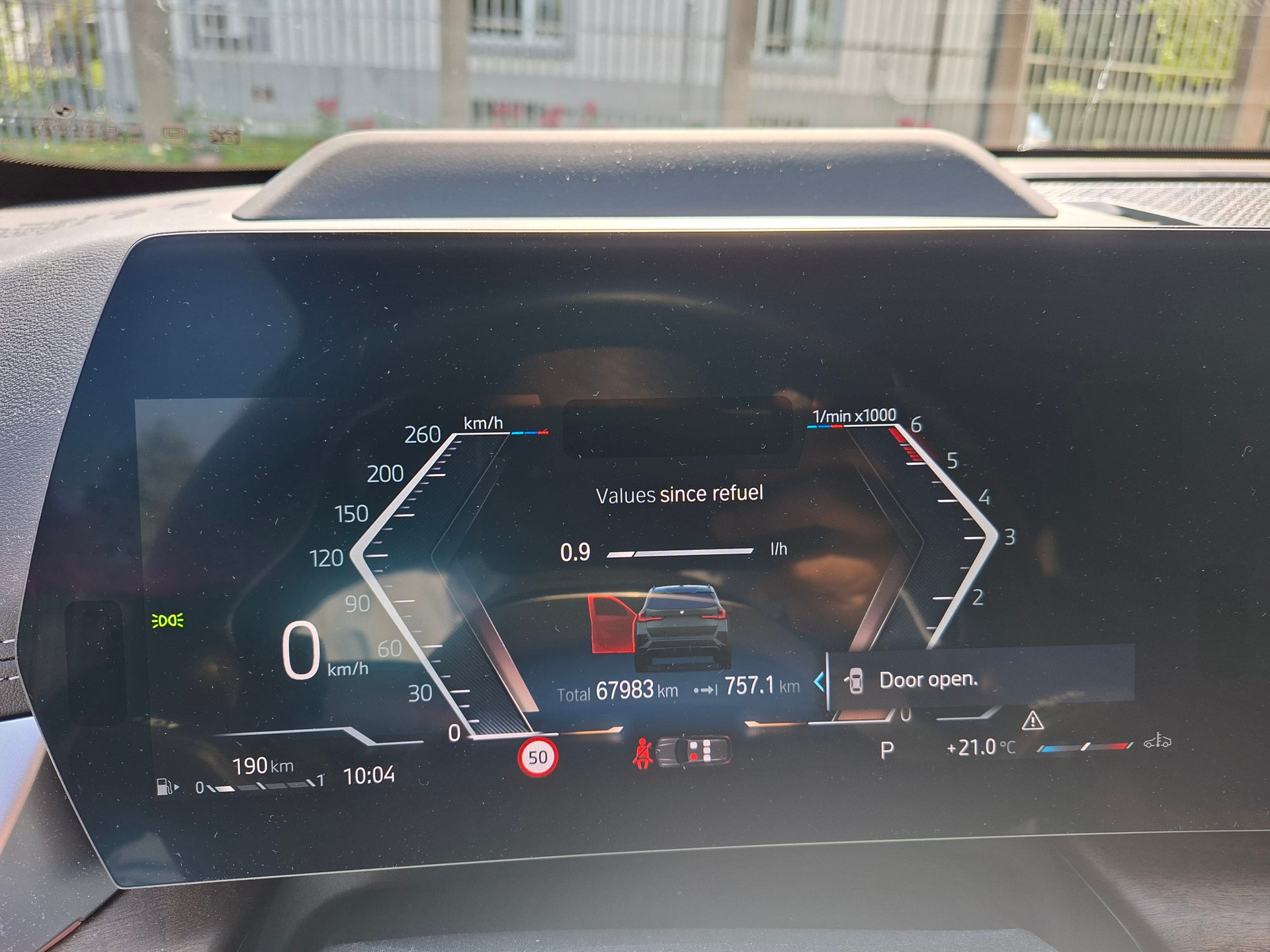 BMW 20d xDrive-image-6
