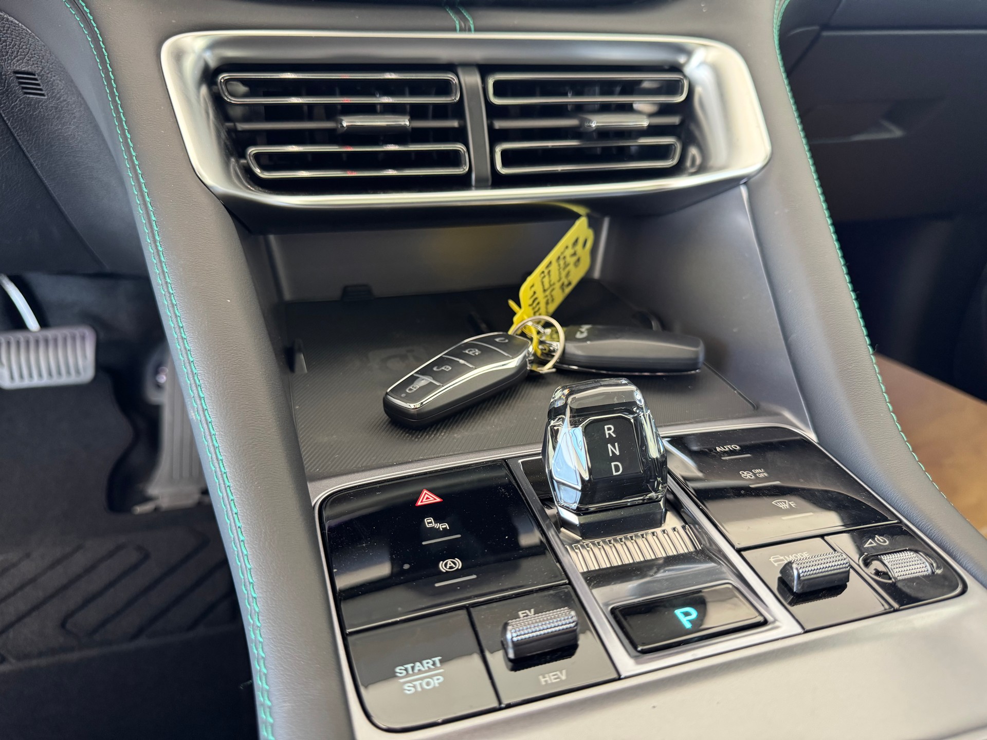BYD Seal U DM-i Design AWD-image-22