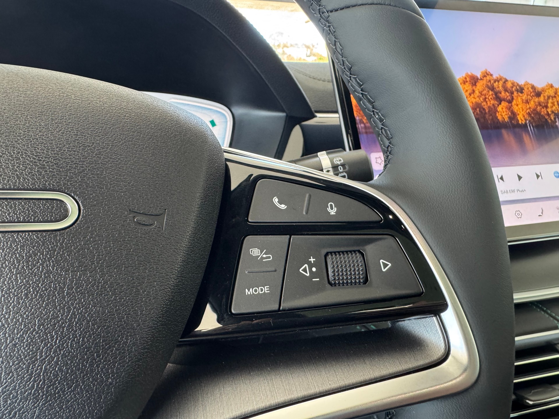 BYD Seal U DM-i Design AWD-image-14