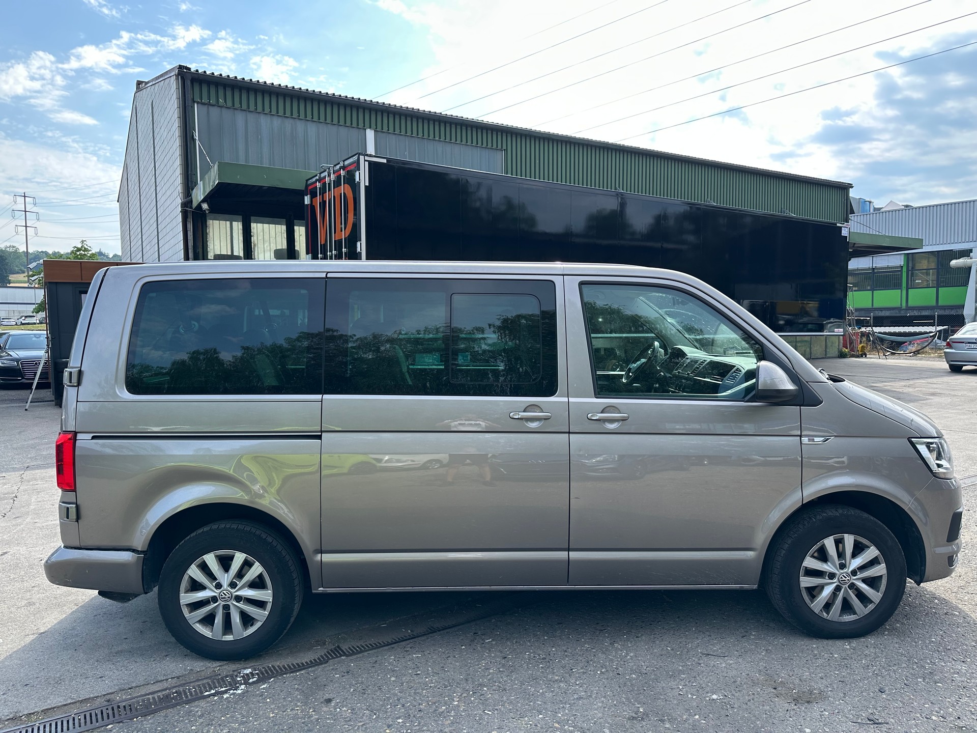 VW T6 2.0 TDI DSG-image-5