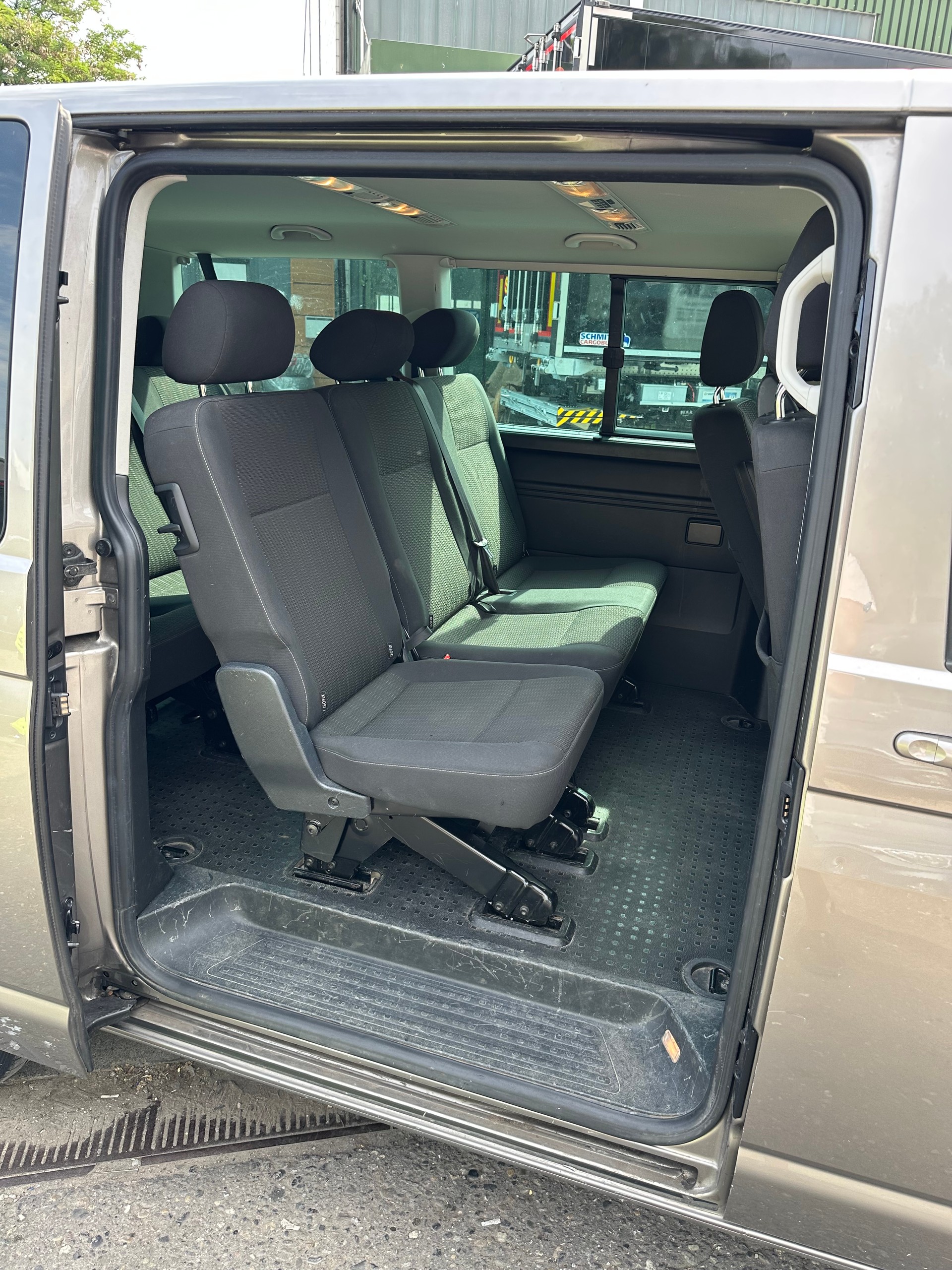 VW T6 2.0 TDI DSG-image-9
