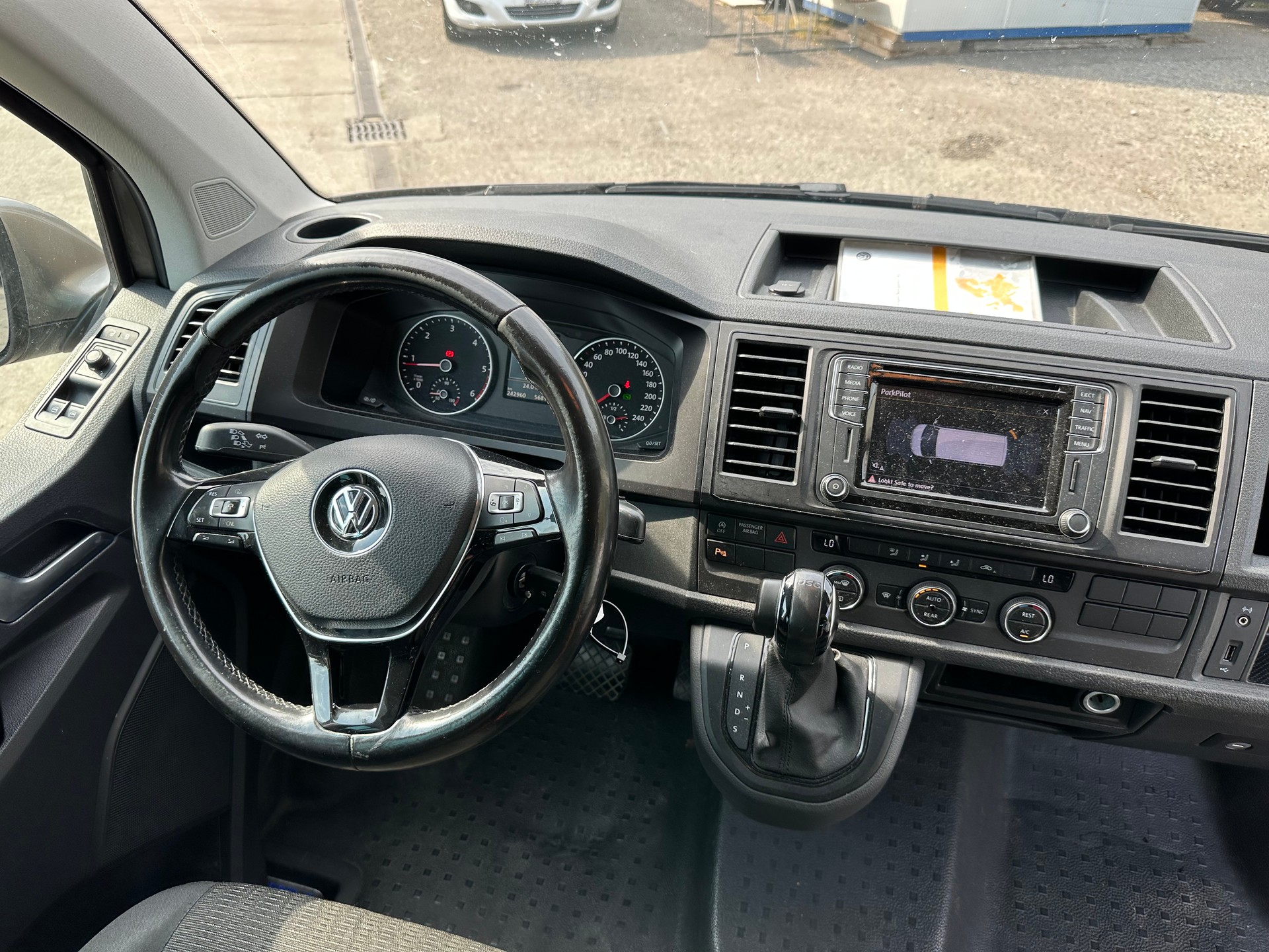 VW T6 2.0 TDI DSG-image-13