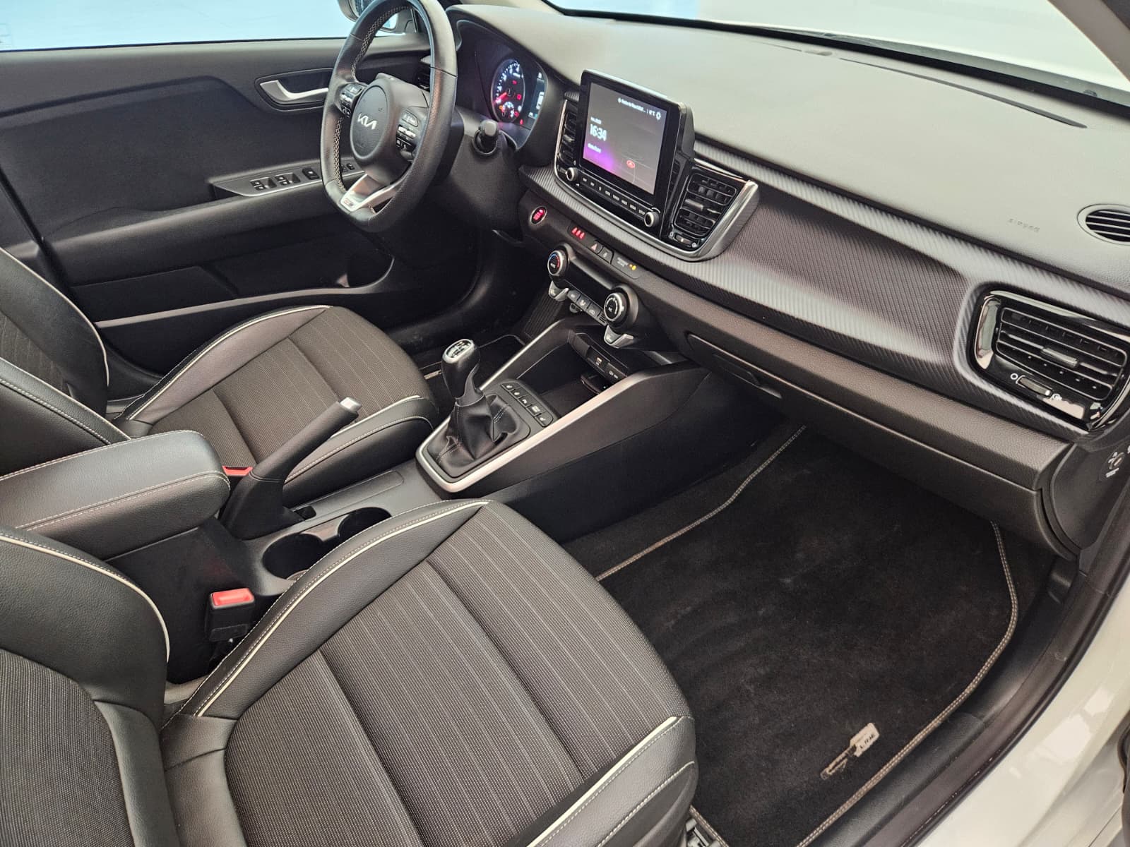 KIA Rio 1.0 T-GDi MHEV GT_Line iMT-image-9