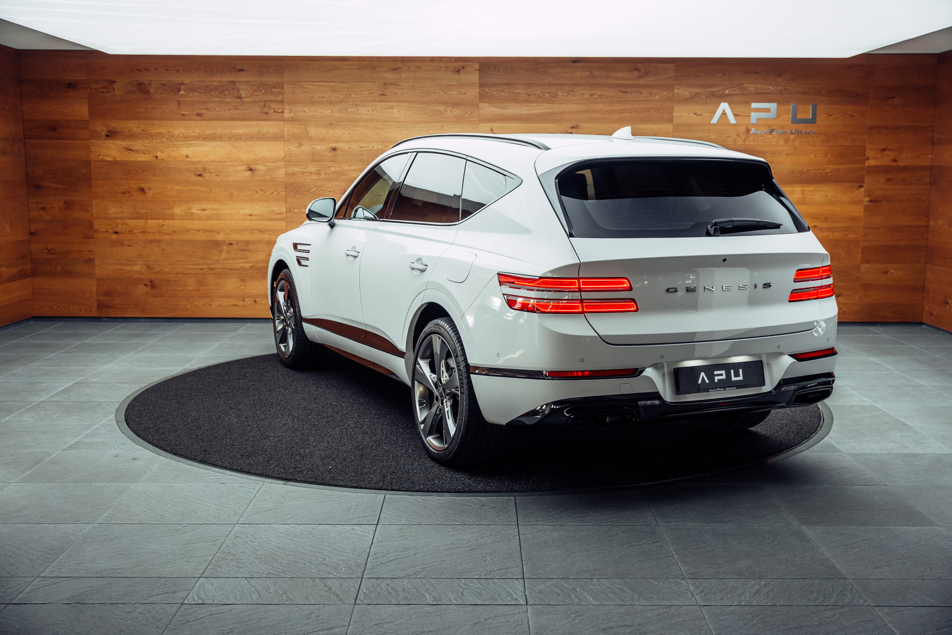 GENESIS GV80 2.5 TGDI Luxus AT8 AWD-showroom-element-2
