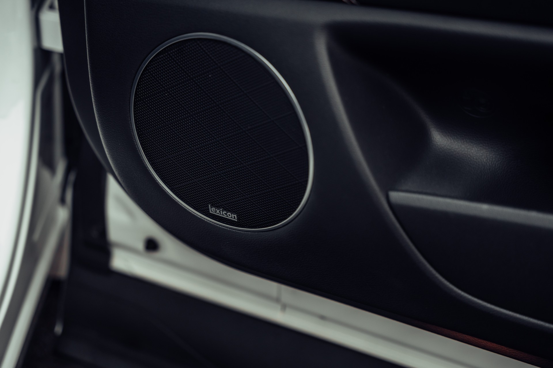 GENESIS GV80 2.5 TGDI Luxus AT8 AWD-image-15