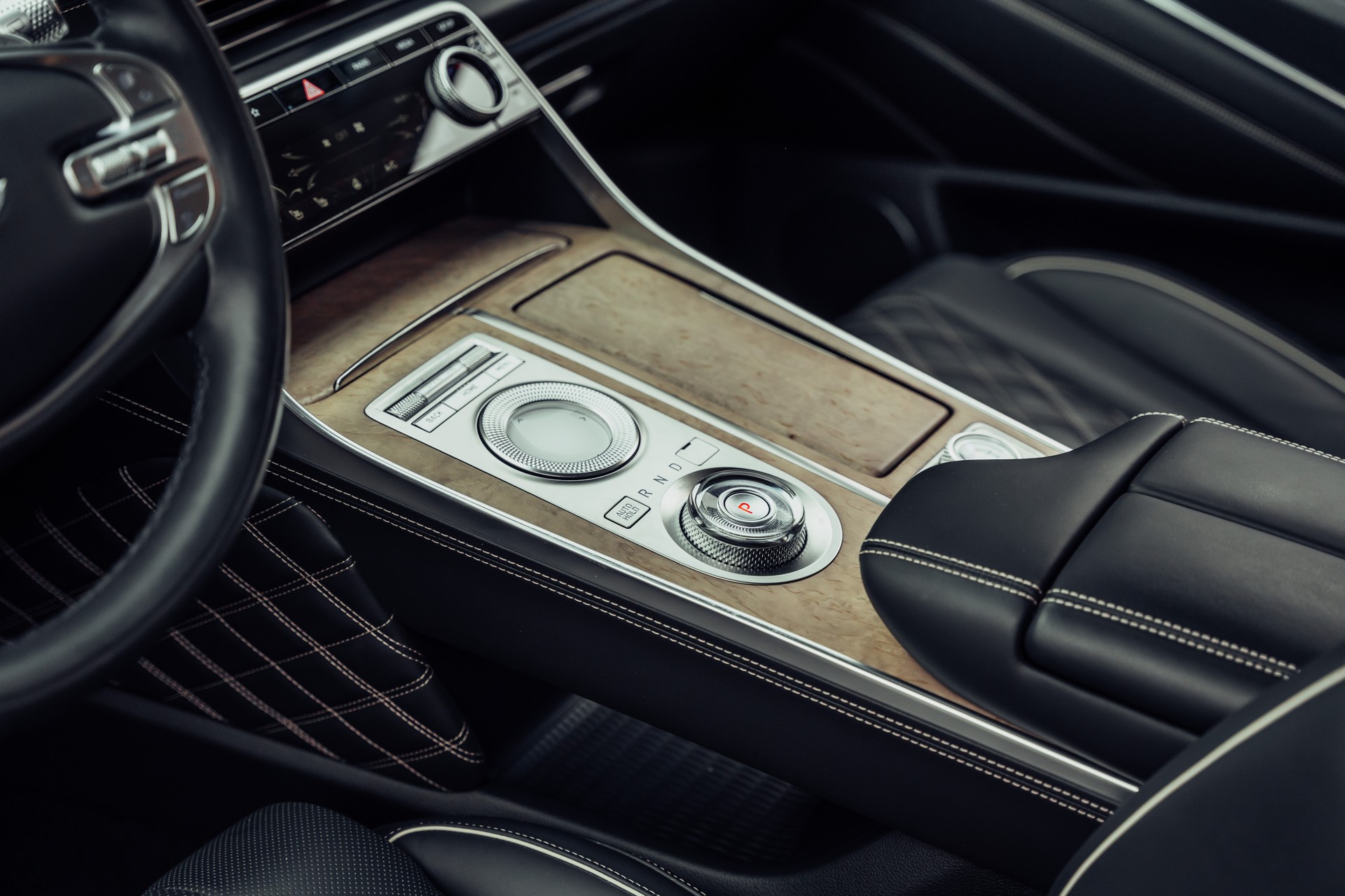 GENESIS GV80 2.5 TGDI Luxus AT8 AWD-image-13