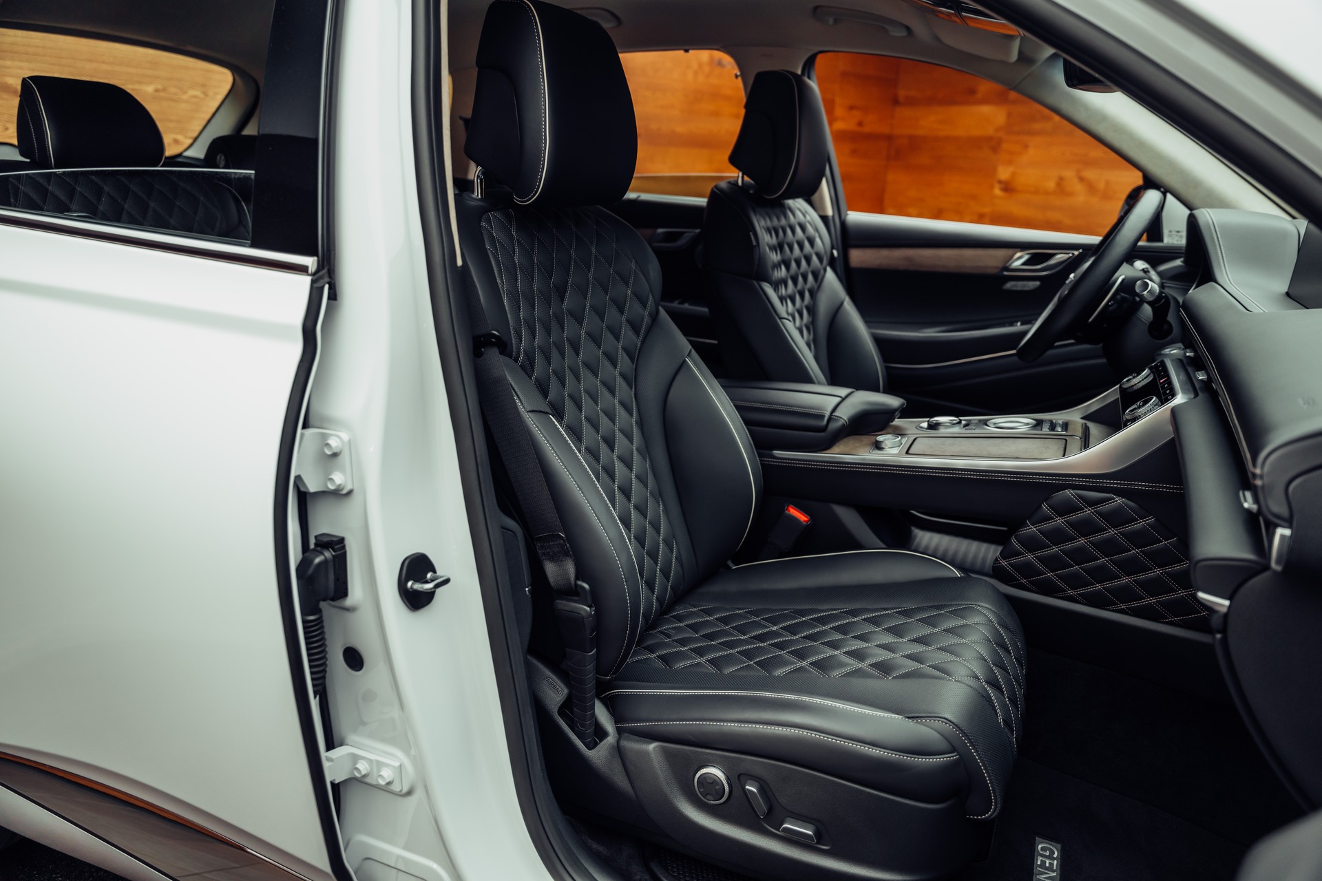 GENESIS GV80 2.5 TGDI Luxus AT8 AWD-image-6