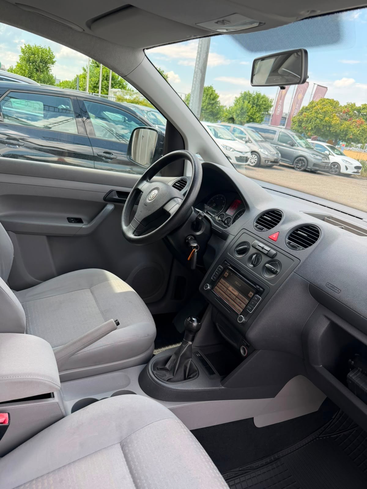 VW Caddy Maxi 2.0 EcoFuel-image-9