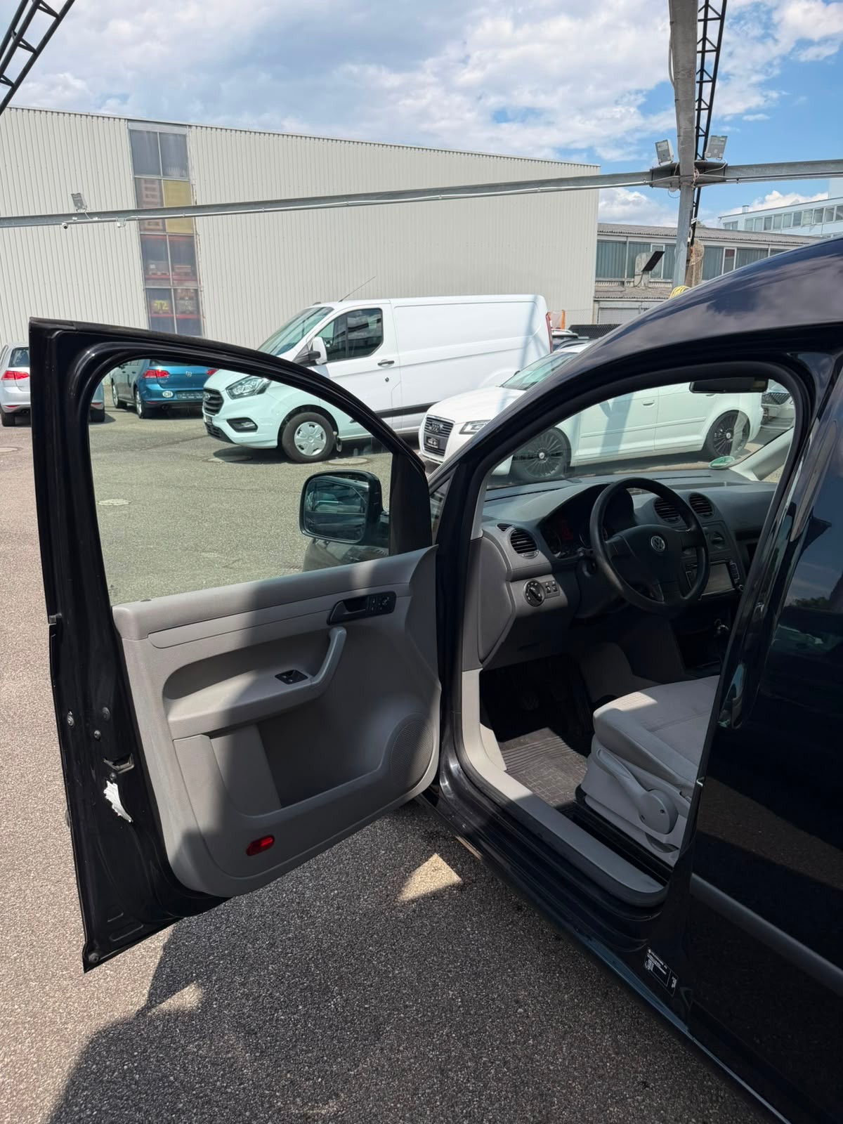 VW Caddy Maxi 2.0 EcoFuel-image-8