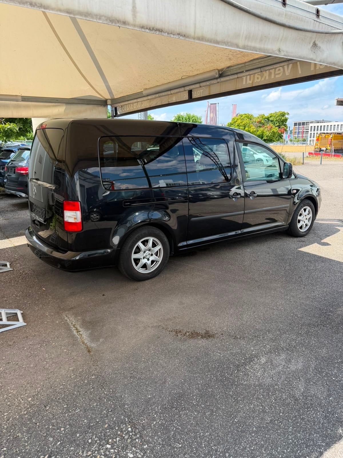 VW Caddy Maxi 2.0 EcoFuel-image-3
