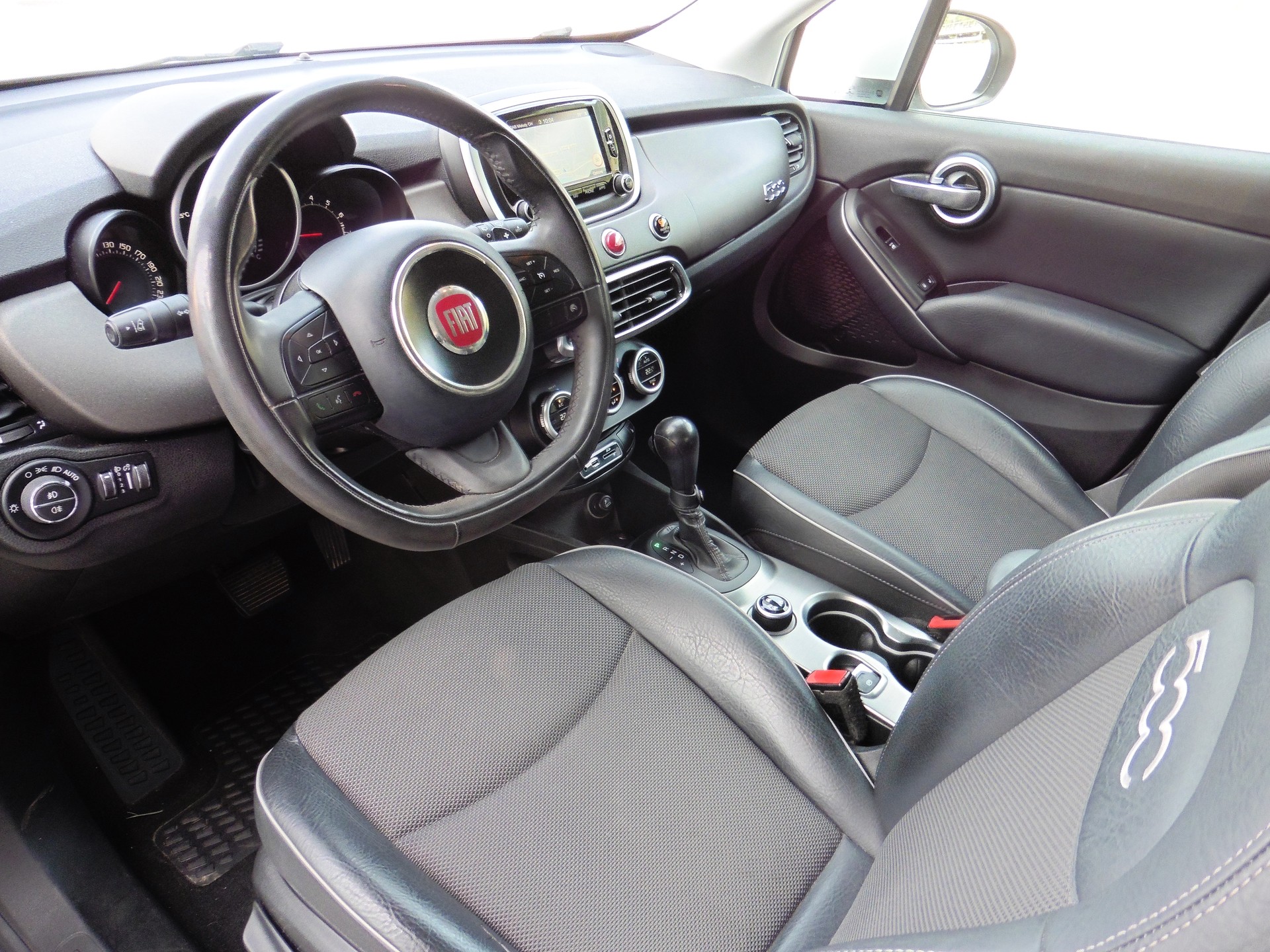 FIAT 500X 1.4T Cross 4x4 Automatic-image-18