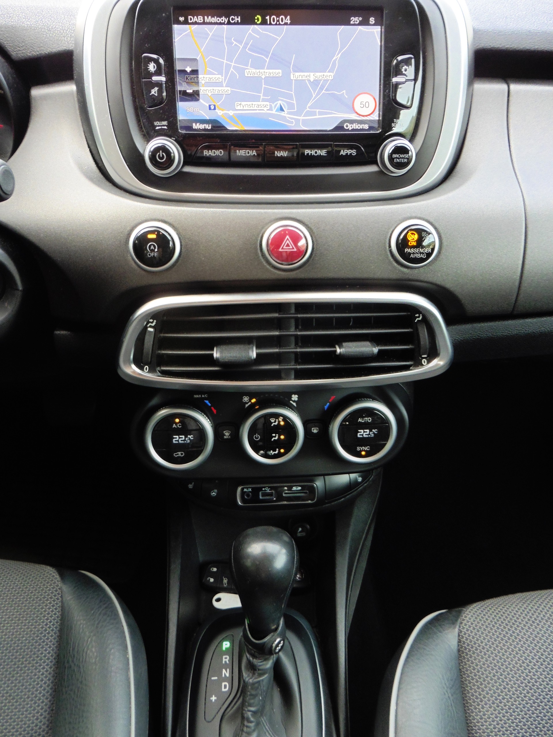 FIAT 500X 1.4T Cross 4x4 Automatic-image-16