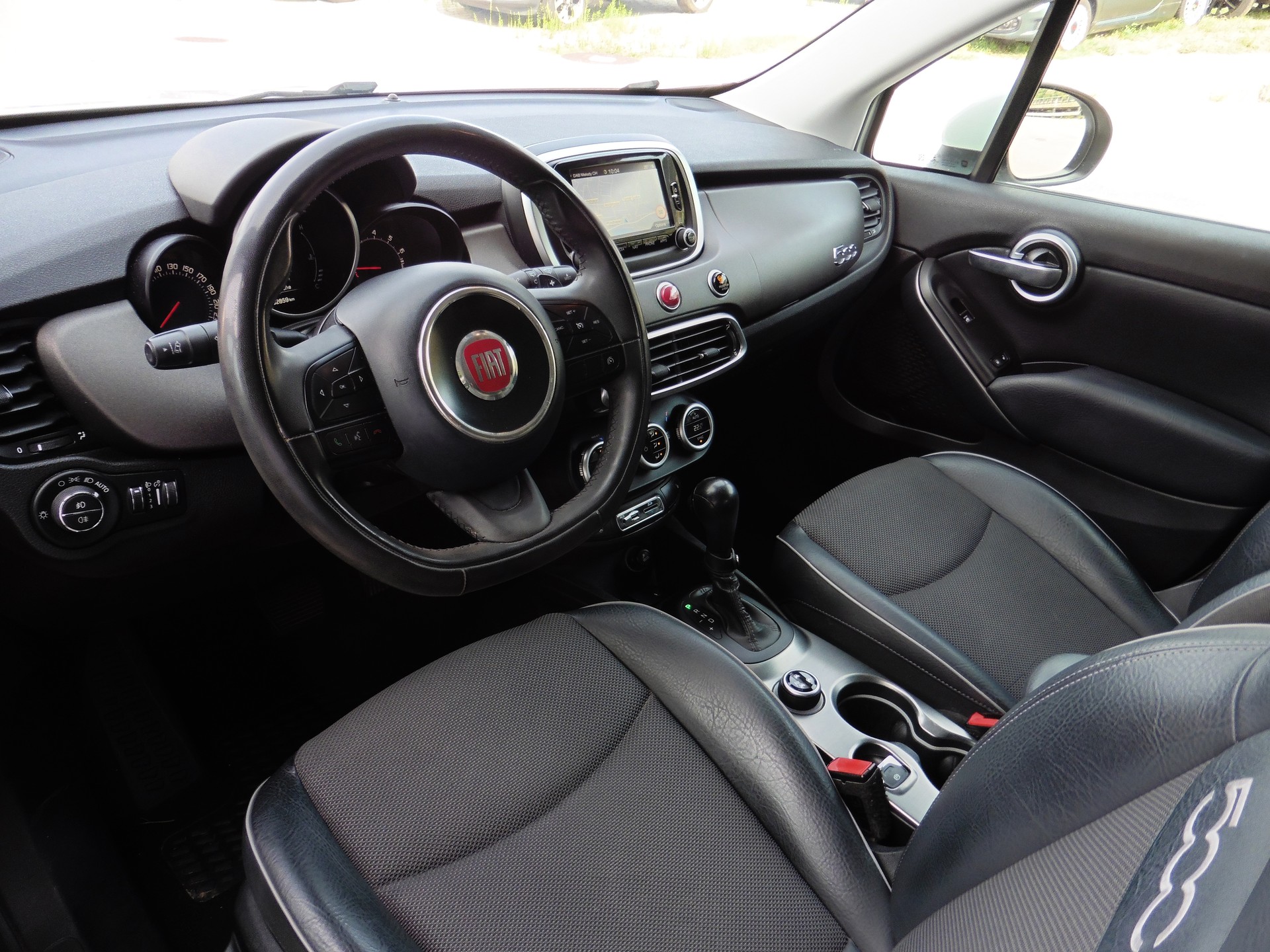 FIAT 500X 1.4T Cross 4x4 Automatic-image-17