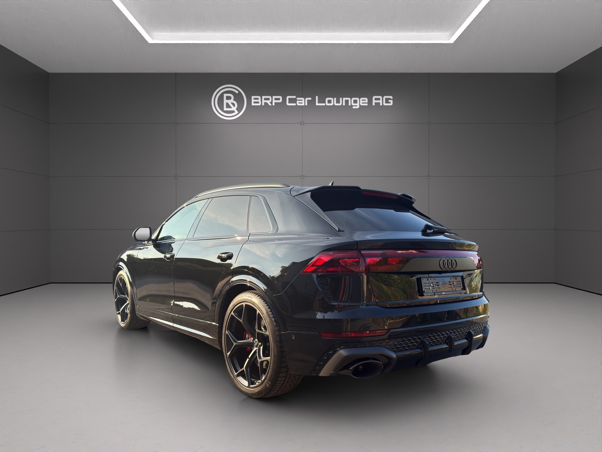 AUDI RSQ8 performance quattro-image-2