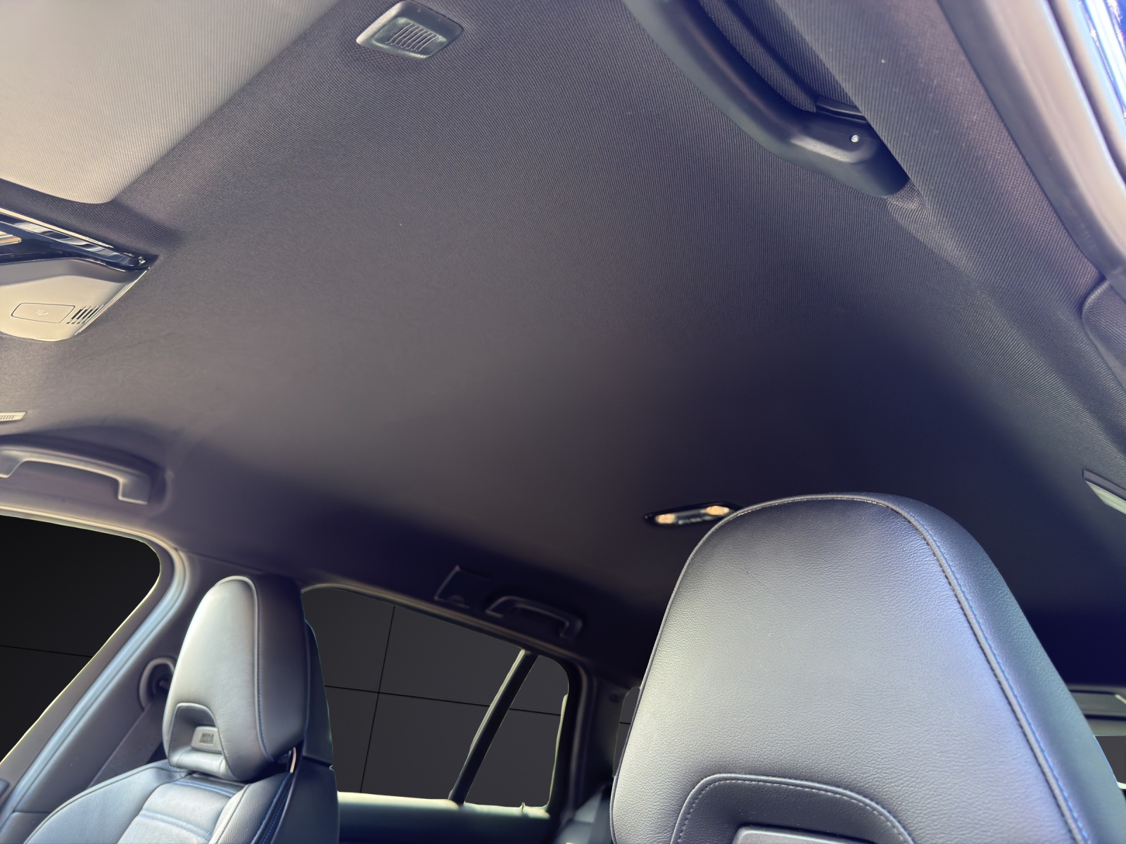 BMW M340d xDrive Touring-image-13