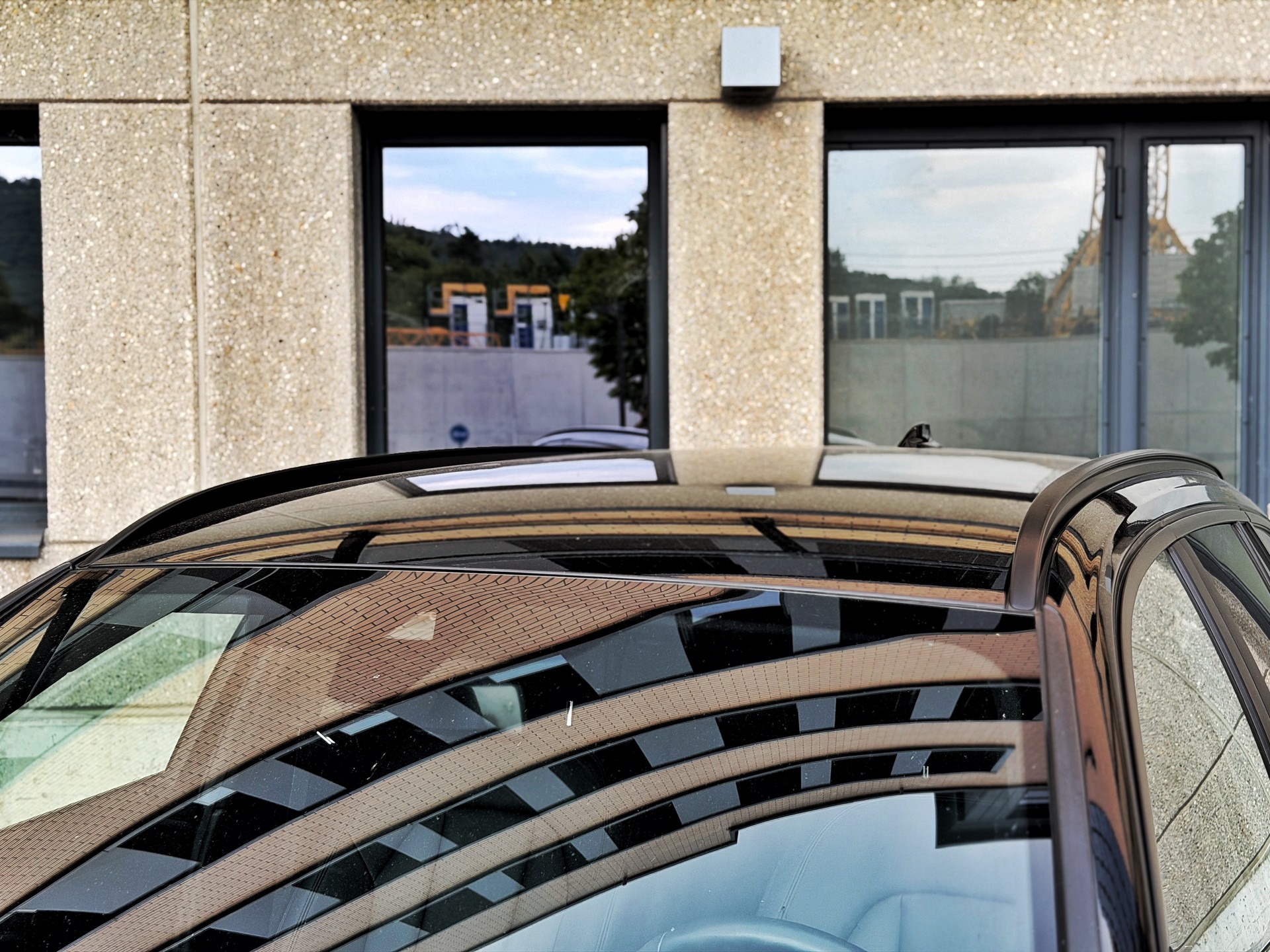 BMW 320d xDrive 48V Touring Steptronic-image-8