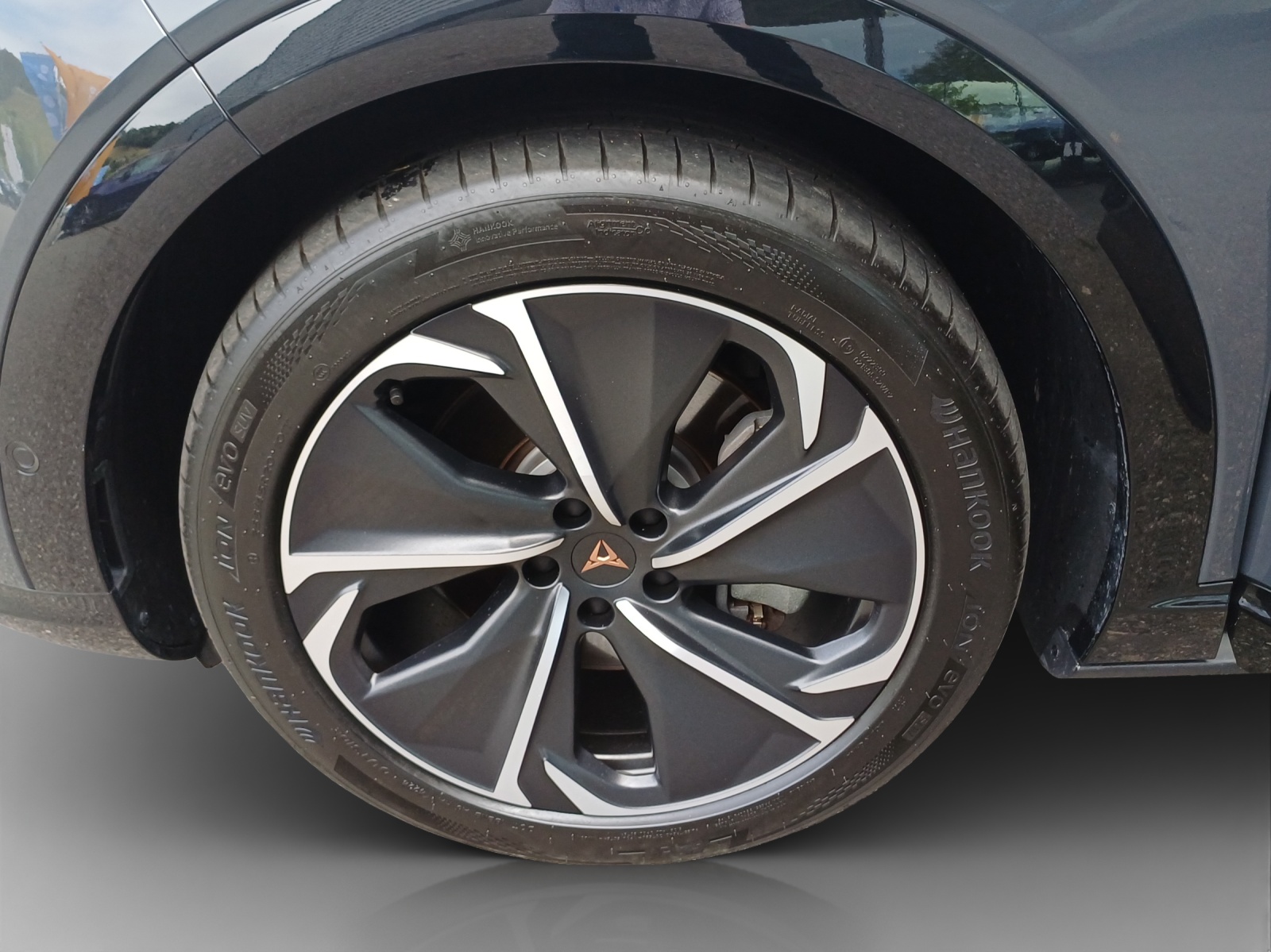 CUPRA Tavascan Type 8 77 kWh VZ-image-14