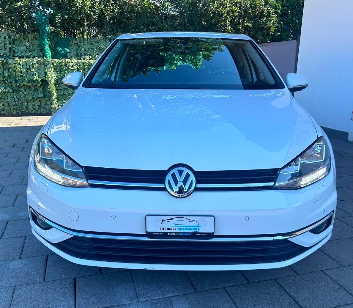 VW Golf 2.0 TDI Highline 4Motion-image-1