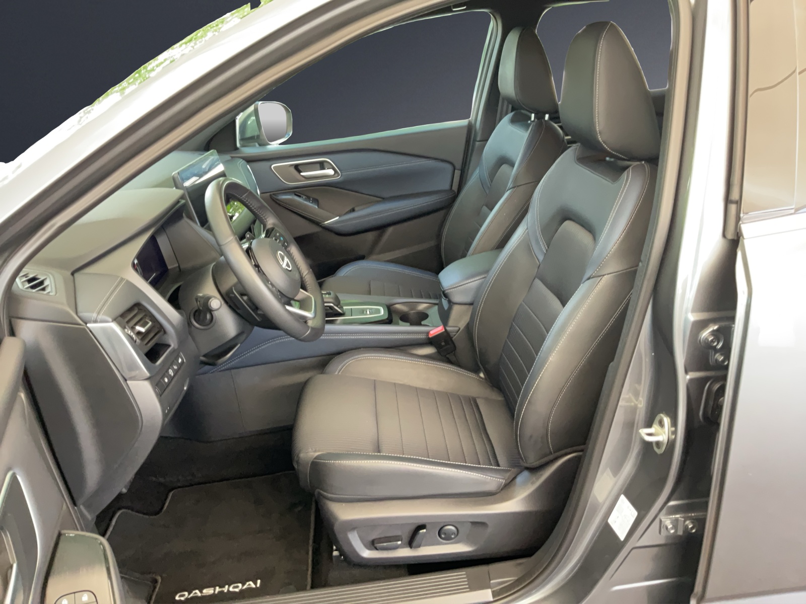 NISSAN Qashqai 1.3 MHEV Tekna-image-6