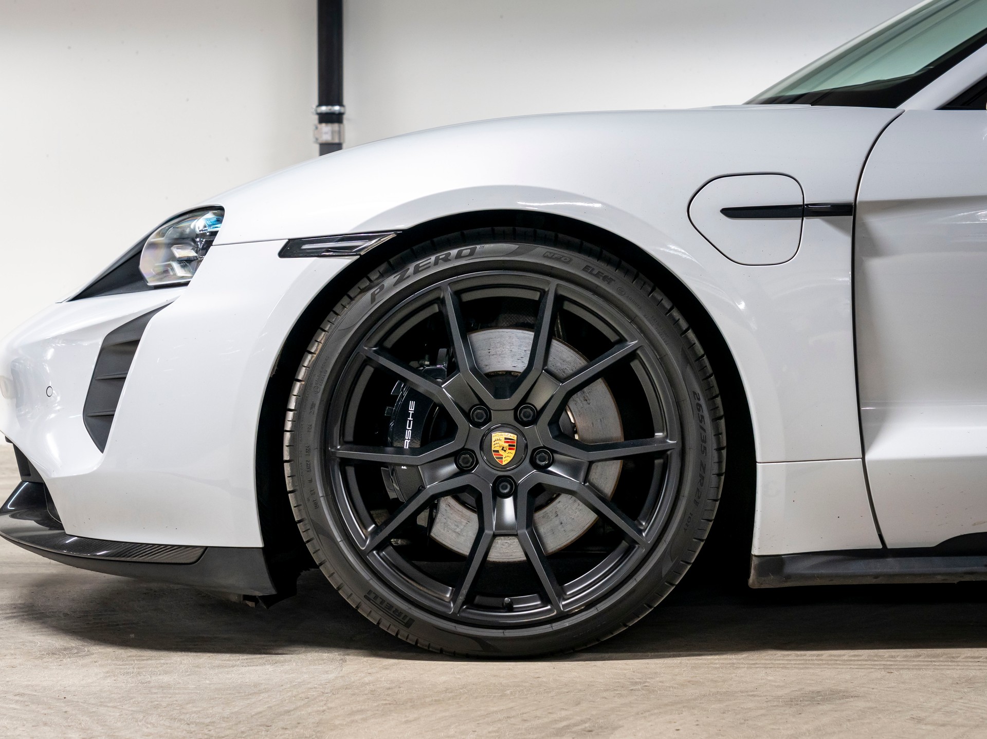 PORSCHE Taycan GTS Sport Turismo Performance Plus 93,4kWh-image-8