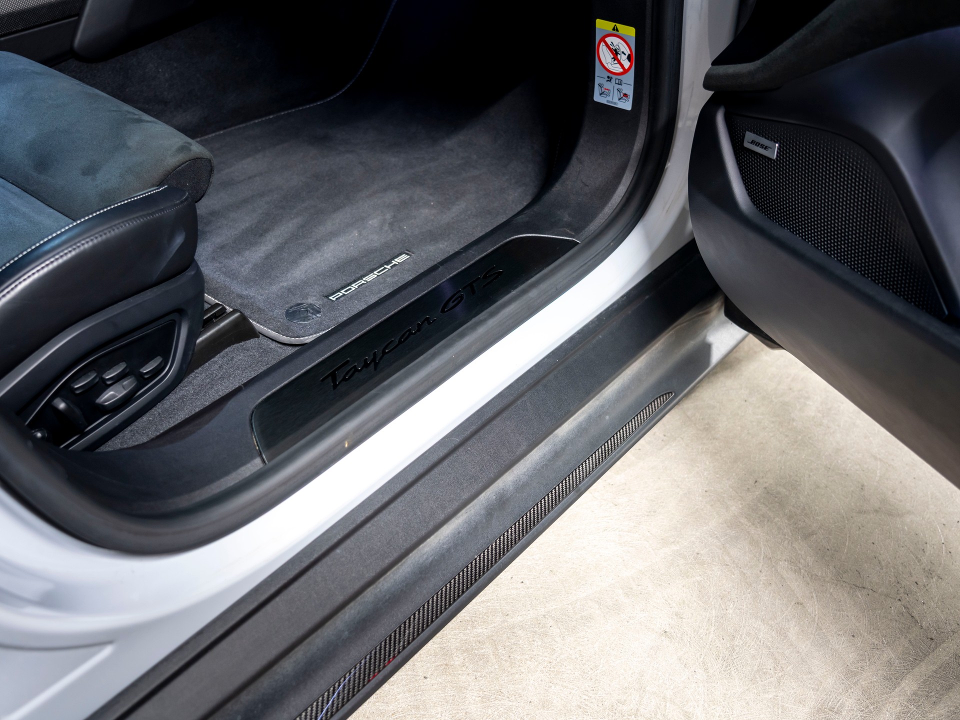 PORSCHE Taycan GTS Sport Turismo Performance Plus 93,4kWh-image-26
