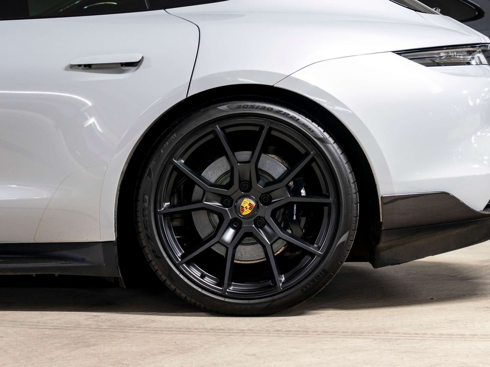 PORSCHE Taycan GTS Sport Turismo Performance Plus 93,4kWh-image-9