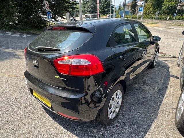 KIA Rio 1.4 CVVT Trend-image-8