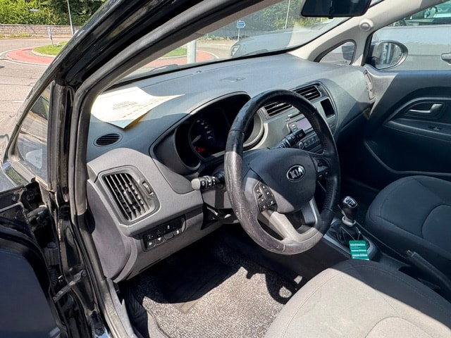 KIA Rio 1.4 CVVT Trend-image-4