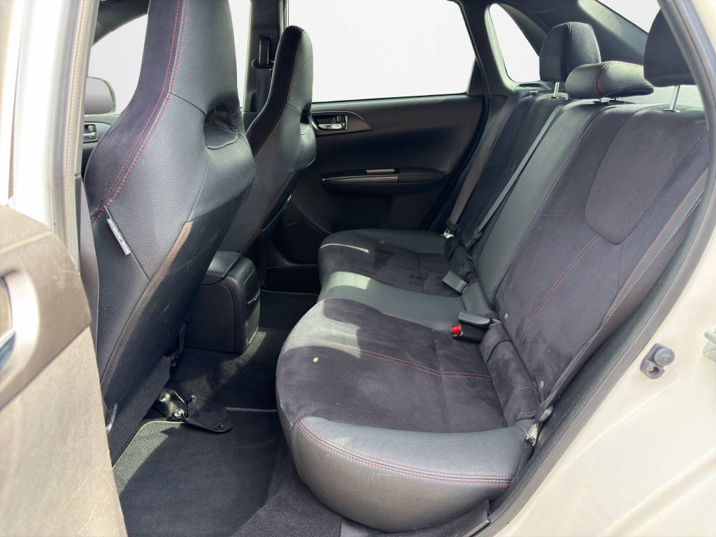 SUBARU WRX STI 2.5 T Sport-image-13