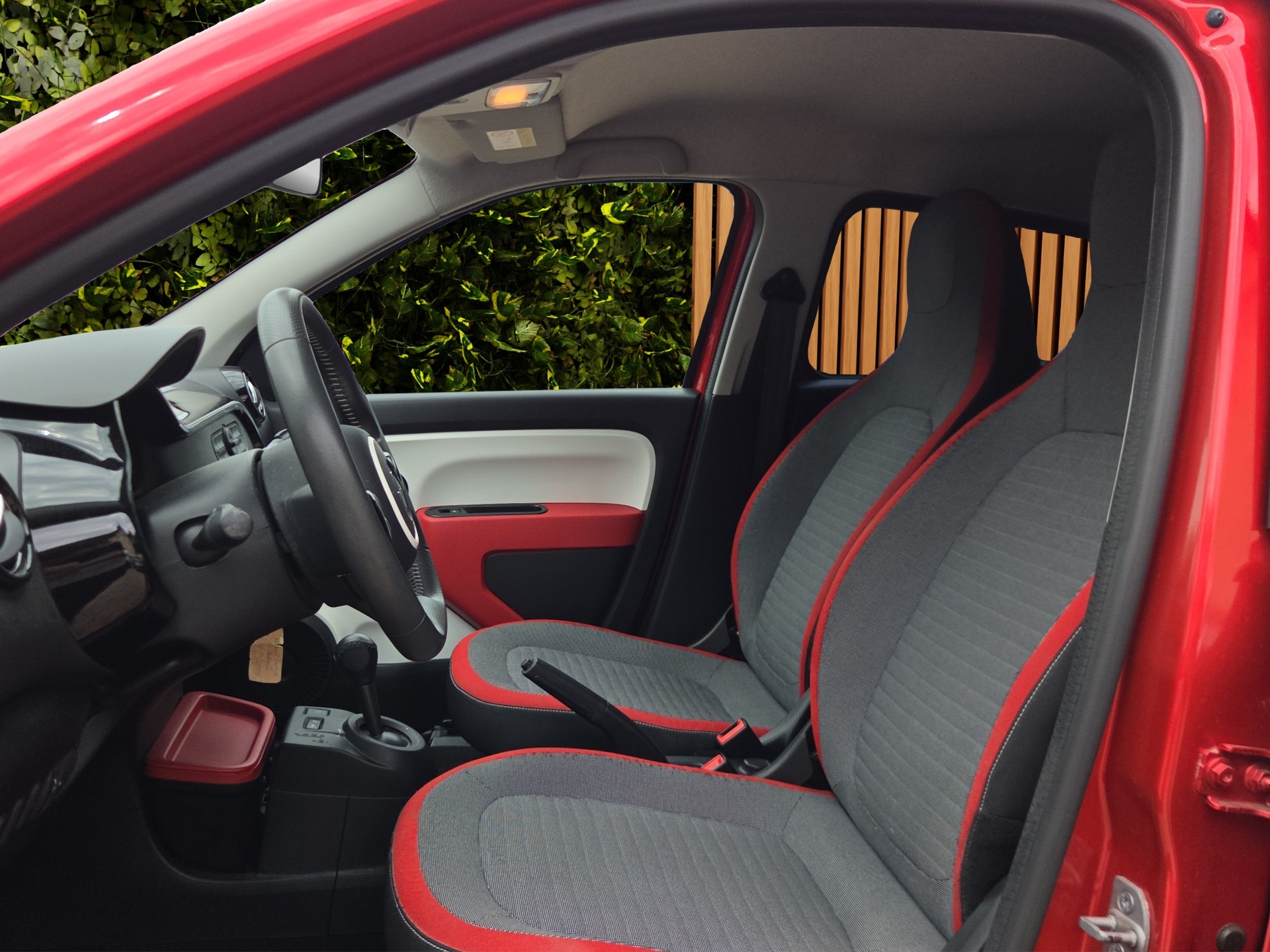 RENAULT Twingo 0.9 90th Anniversary EDC-image-6
