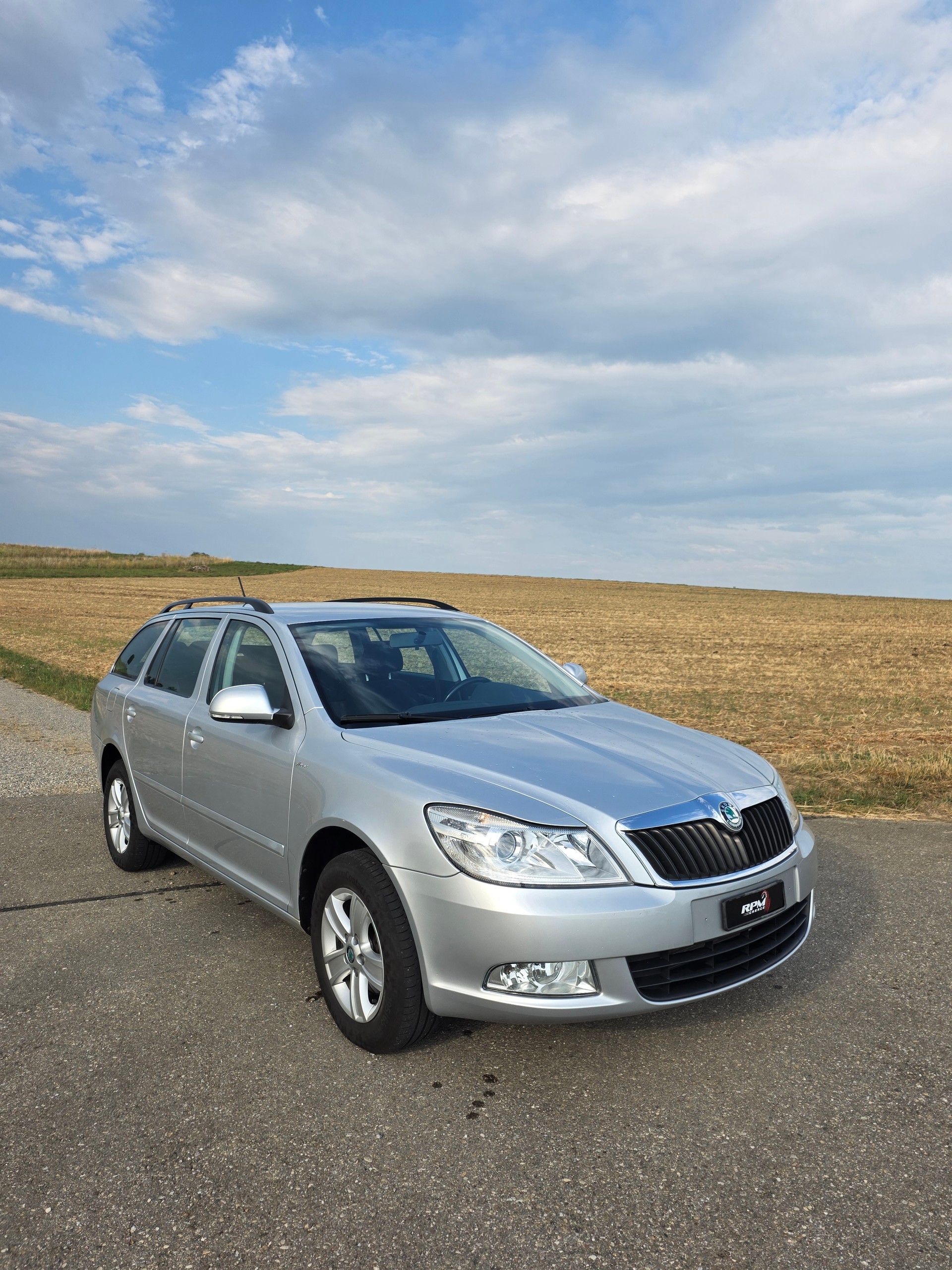 SKODA Octavia Combi 2.0 TDI Swiss Adventure 4x4 DSG-image-1