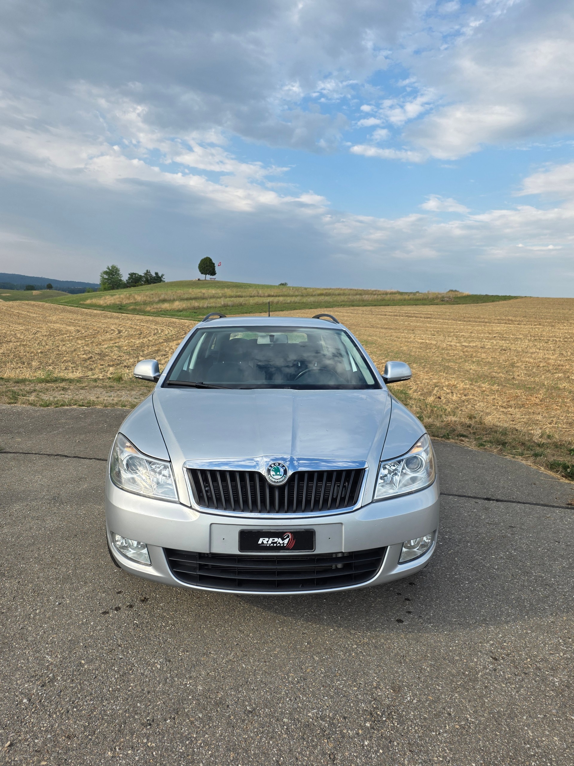 SKODA Octavia Combi 2.0 TDI Swiss Adventure 4x4 DSG-image-0