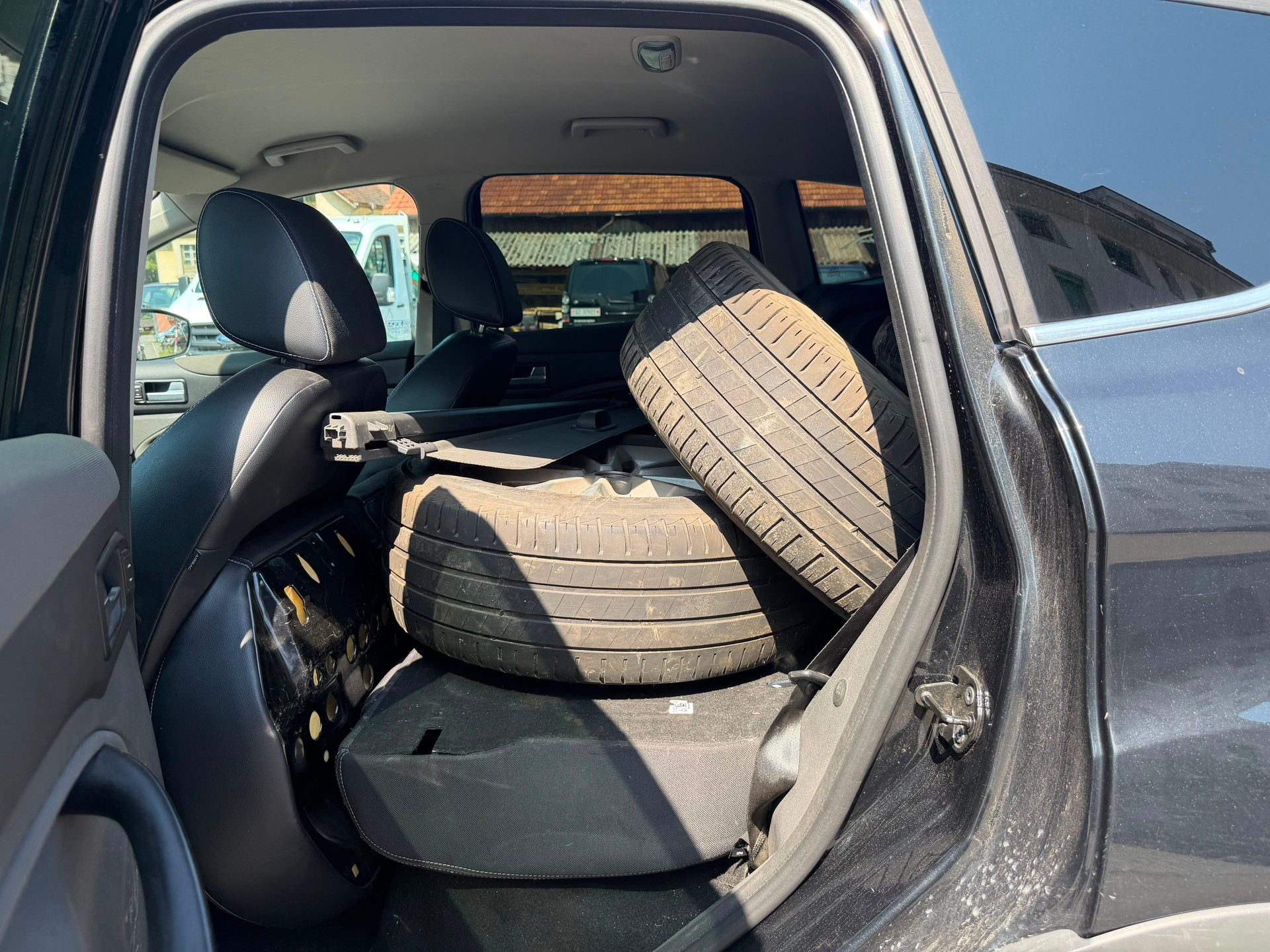 FORD Kuga 2.0 TDCi Titanium S 4WD PowerShift-image-4