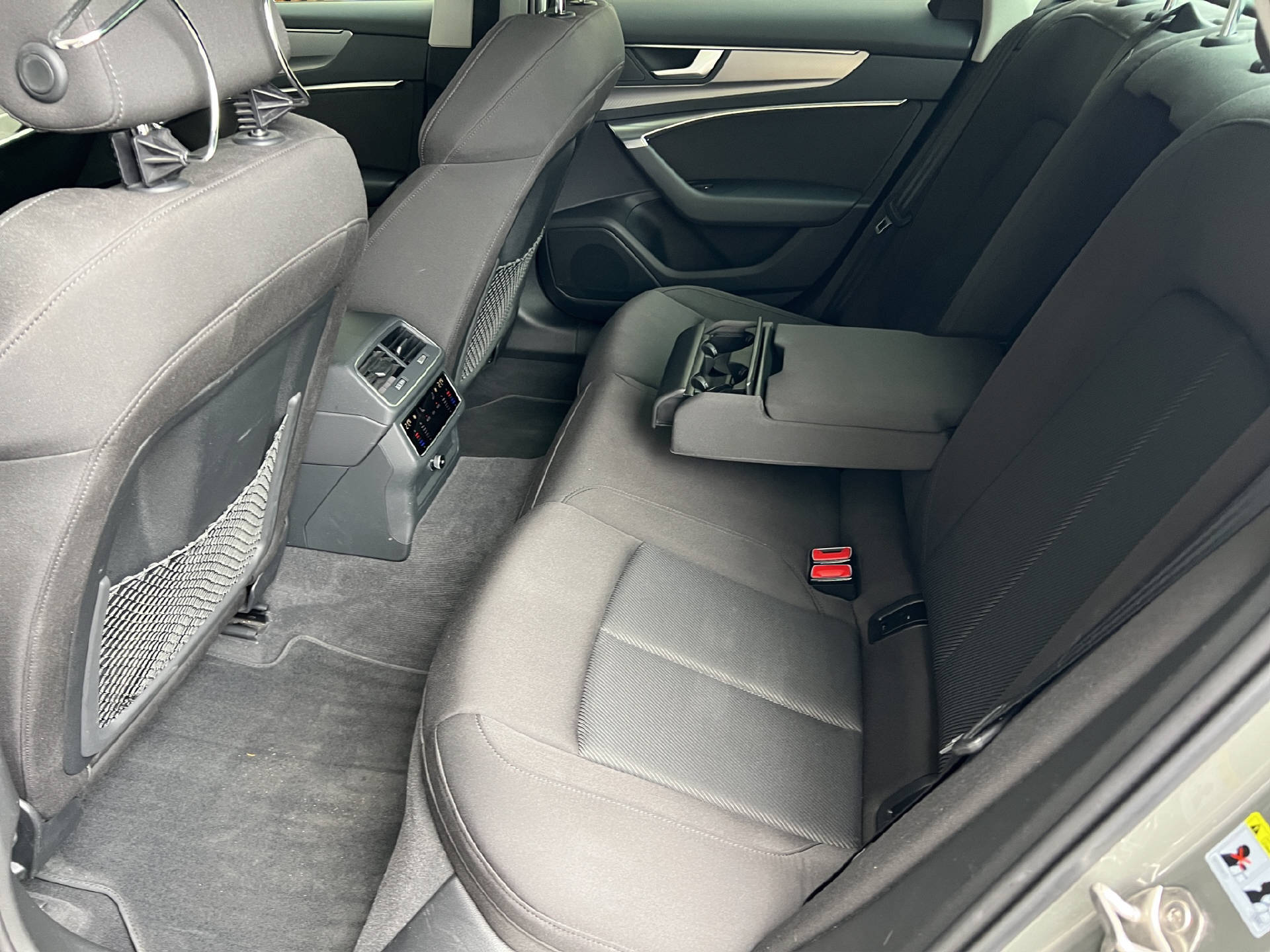 AUDI A6 2.0 40 TDI Sport S-Tronic-image-10