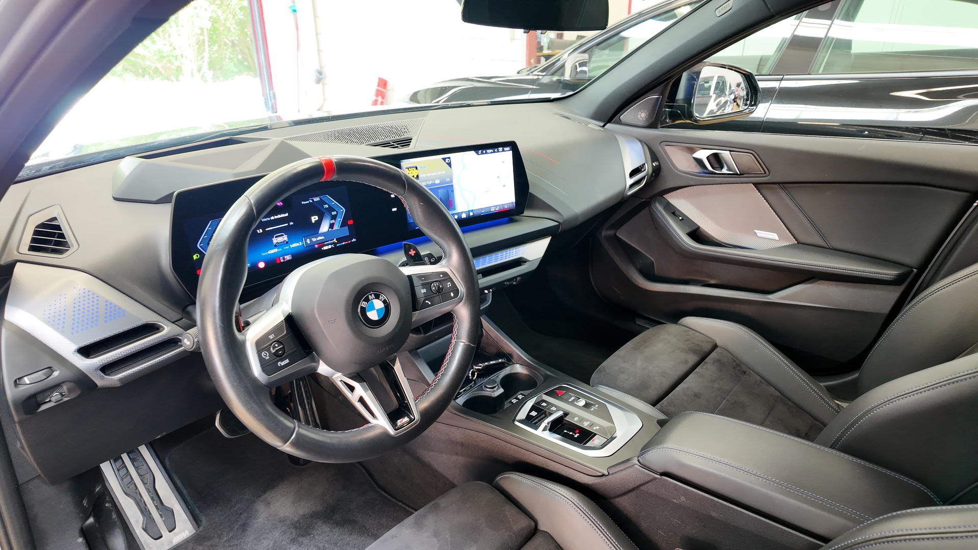 BMW M135 xDrive-image-10
